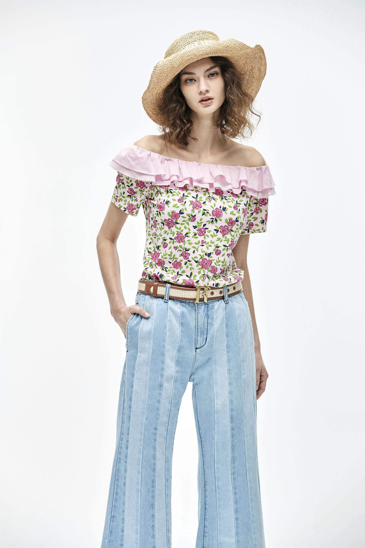 Floral Print Top With Flounce NecklineT-shirt  top with rose print,T-shirts,Tops,Season (SS) Look,mothergift,Cotton