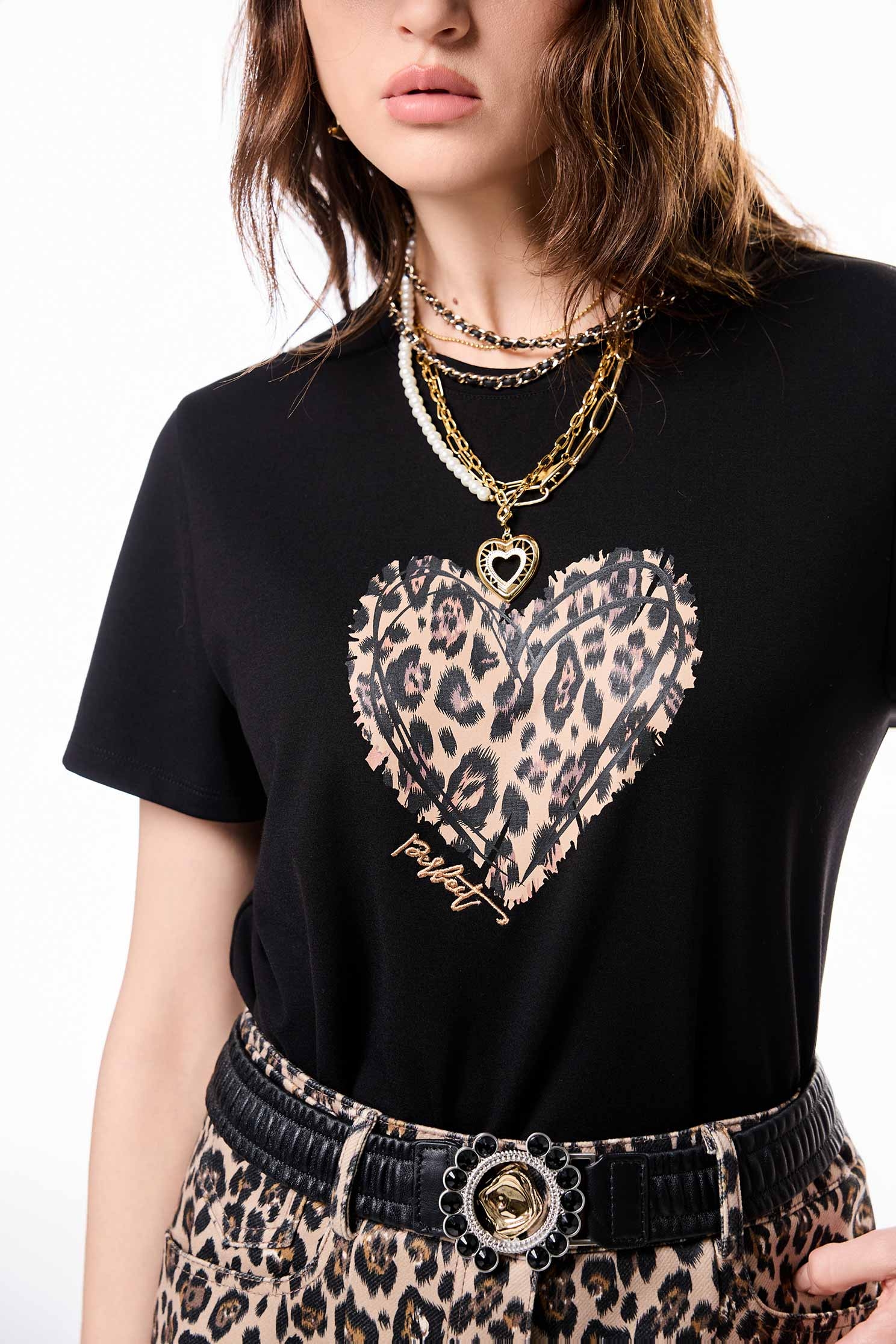 Leopard Print Heart Logo TeeLeopard Print Heart Logo Tee,Tops,Embroidered,Season (AW) Look,black tops