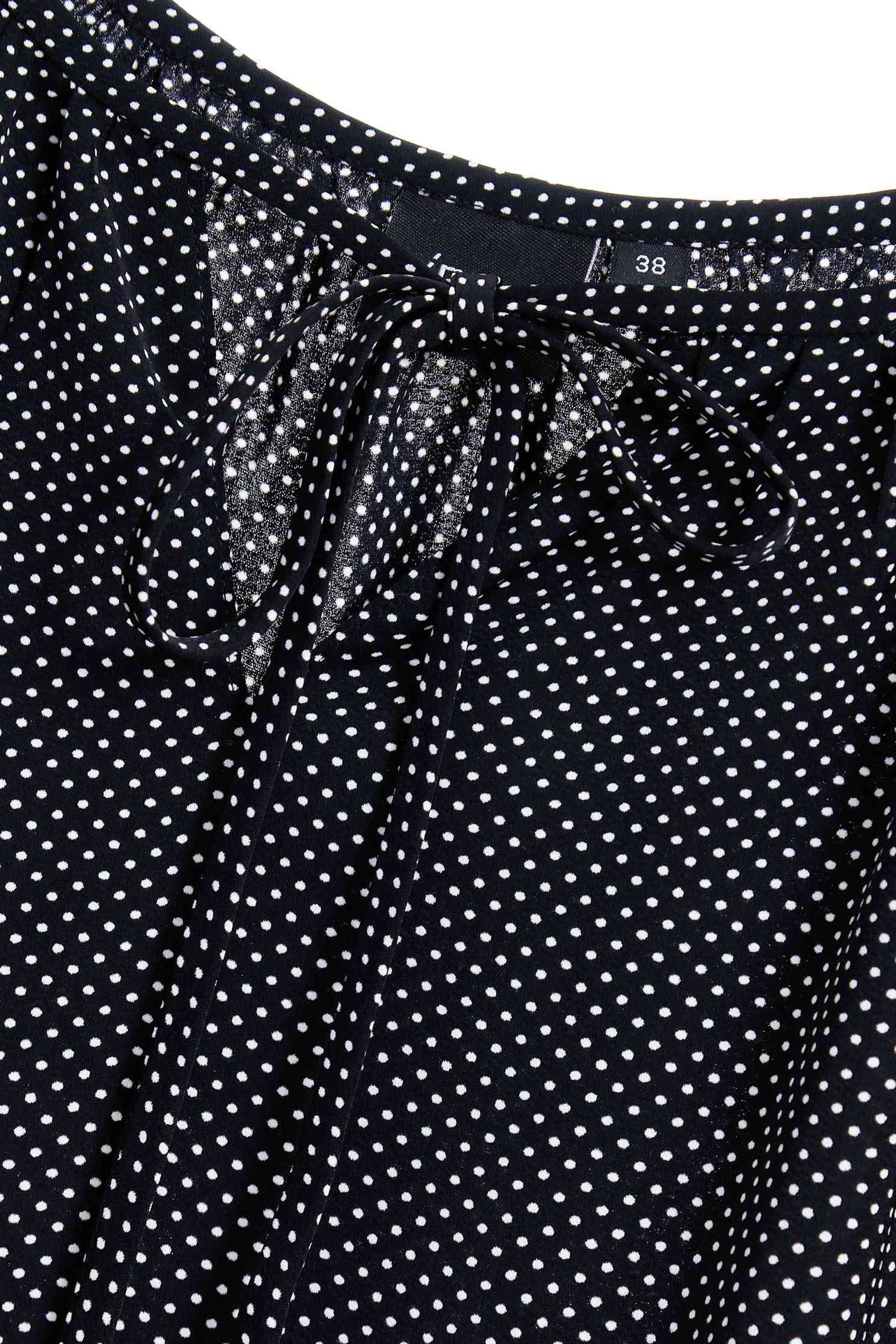 Dotted Oversize Long sleeve TopDot front collar strap long-sleeved top,V-Neck T shirts,Tops,Season (SS) Look,dotcollection,Season (AW) Look,Long sleeve tops,black tops