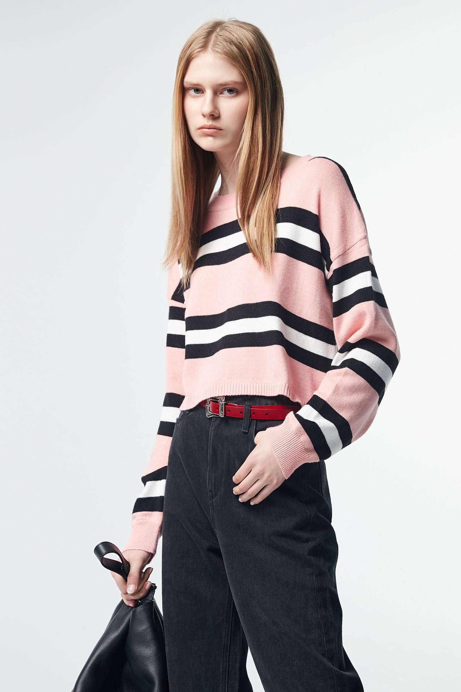 Contrast Stripe Knit TopRound-necked striped long-sleeved knit sweater,Tops,Round neck tops,Rayon,Season (SS) Look,Stripe,Season (AW) Look,Pink,Knitted,Knitted tops,Knitted tops,Long sleeve tops