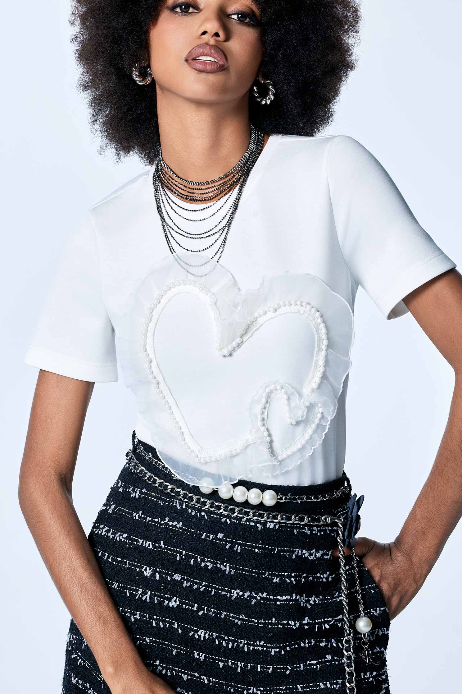 Front Heart Graphic Off White TeeFront Heart Graphic Off White Tee,Tops,Season (SS) Look,pearl,White tops