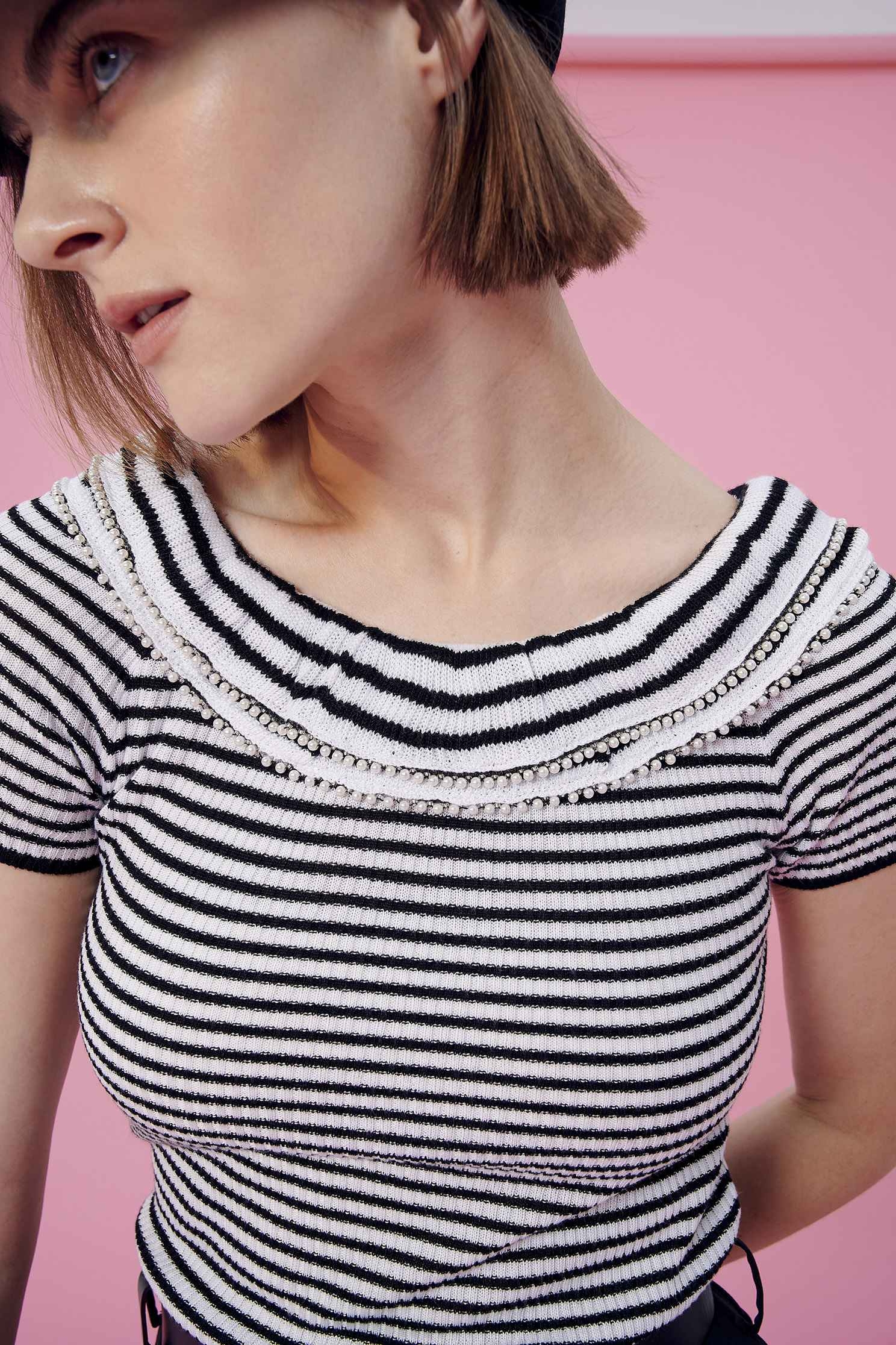 Stripe Knit TopFine-striped lotus-collar knit sweater,Lucky Color for Earth Signs,Rayon,Season (SS) Look,Stripe,pearl,Short sleeve tops,Season (AW) Look,Knitted,Knitted tops,Knitted tops