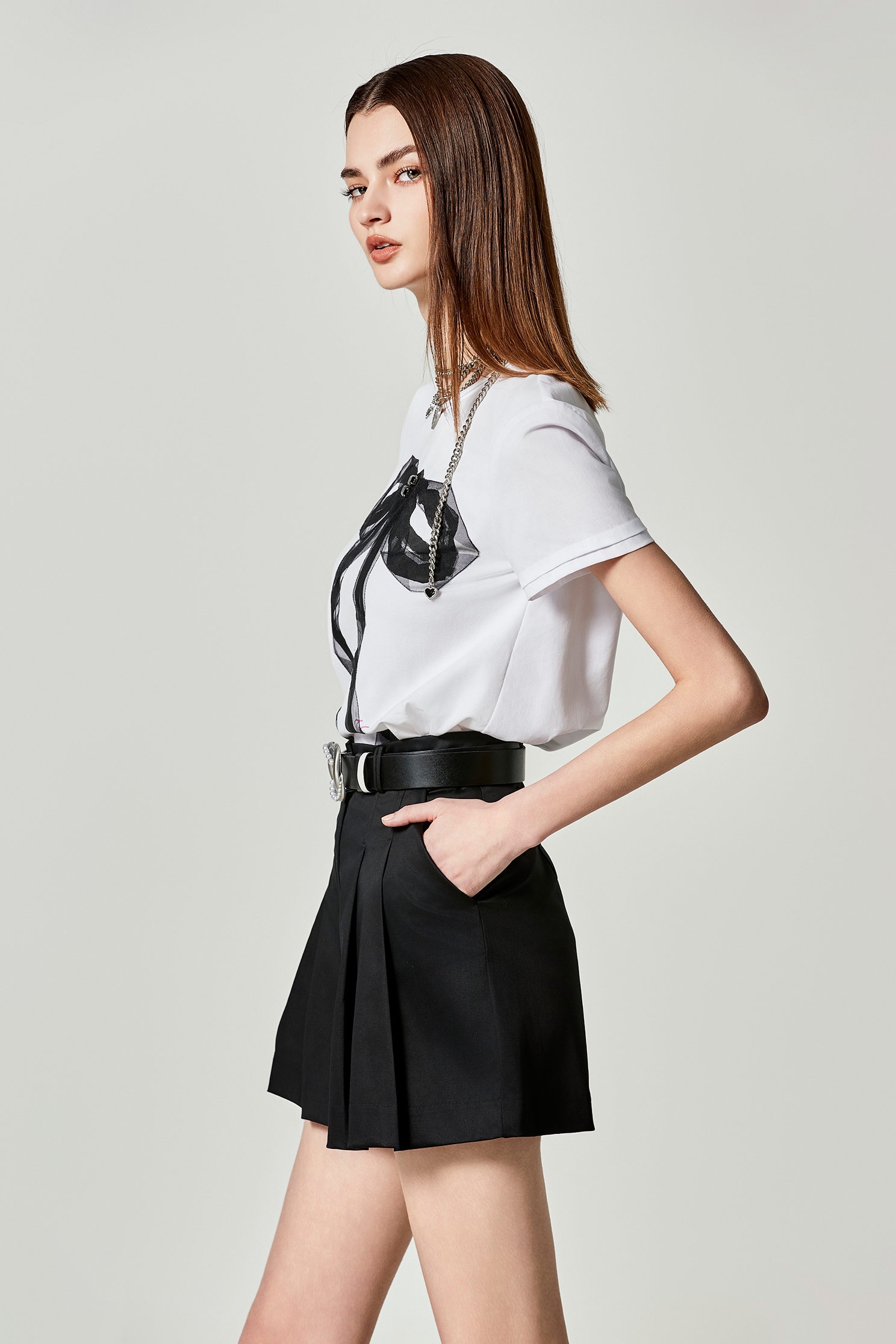 Contrast Bow Graphic Short Sleeve TeeContrast Bow Graphic Short Sleeve Tee,Tops,Season (SS) Look,bows,Blouses