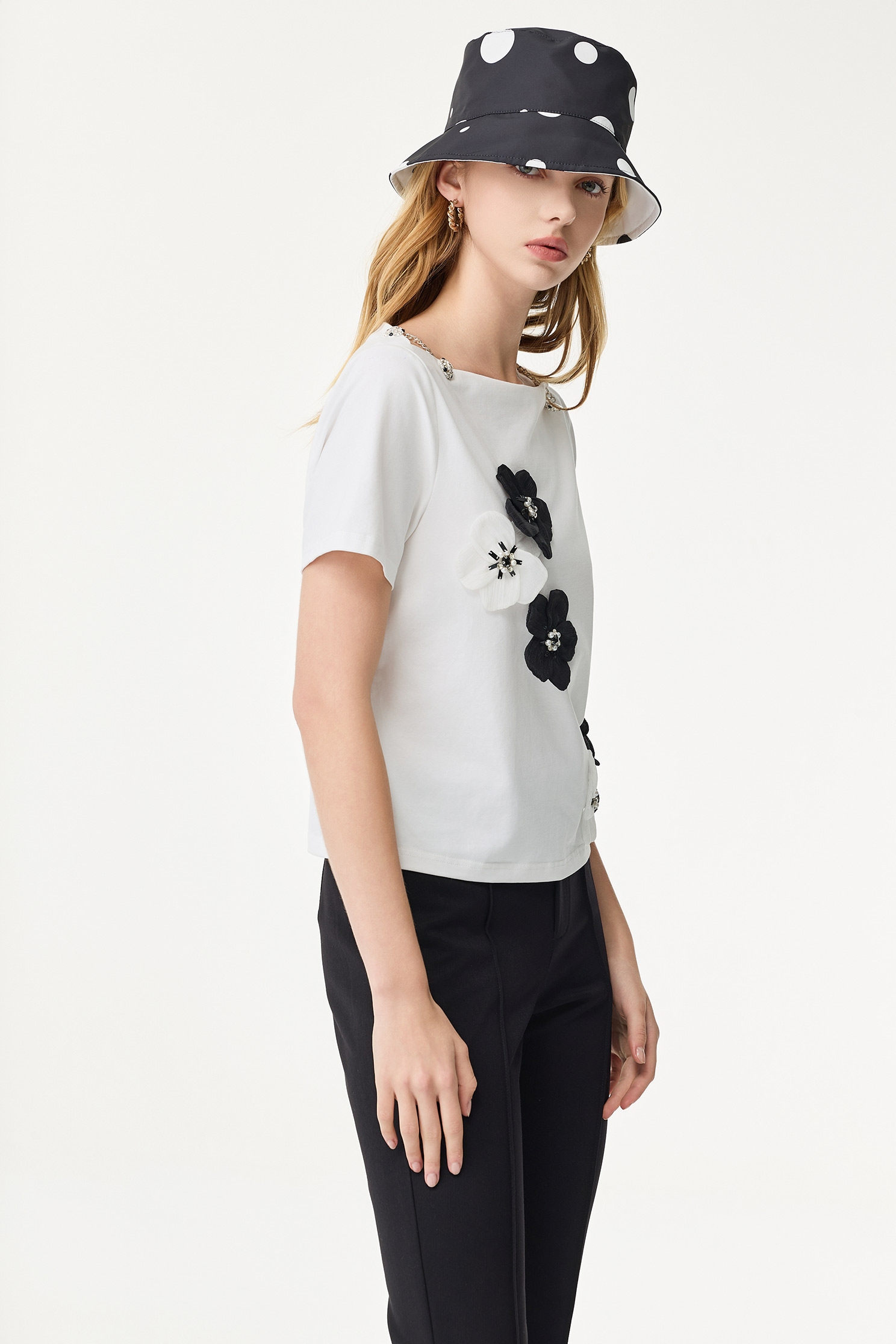 Contrast Floral Detail Short Sleeve TeeContrast Floral Detail Short Sleeve Tee,T-shirts,Tops,Season (SS) Look,Cotton