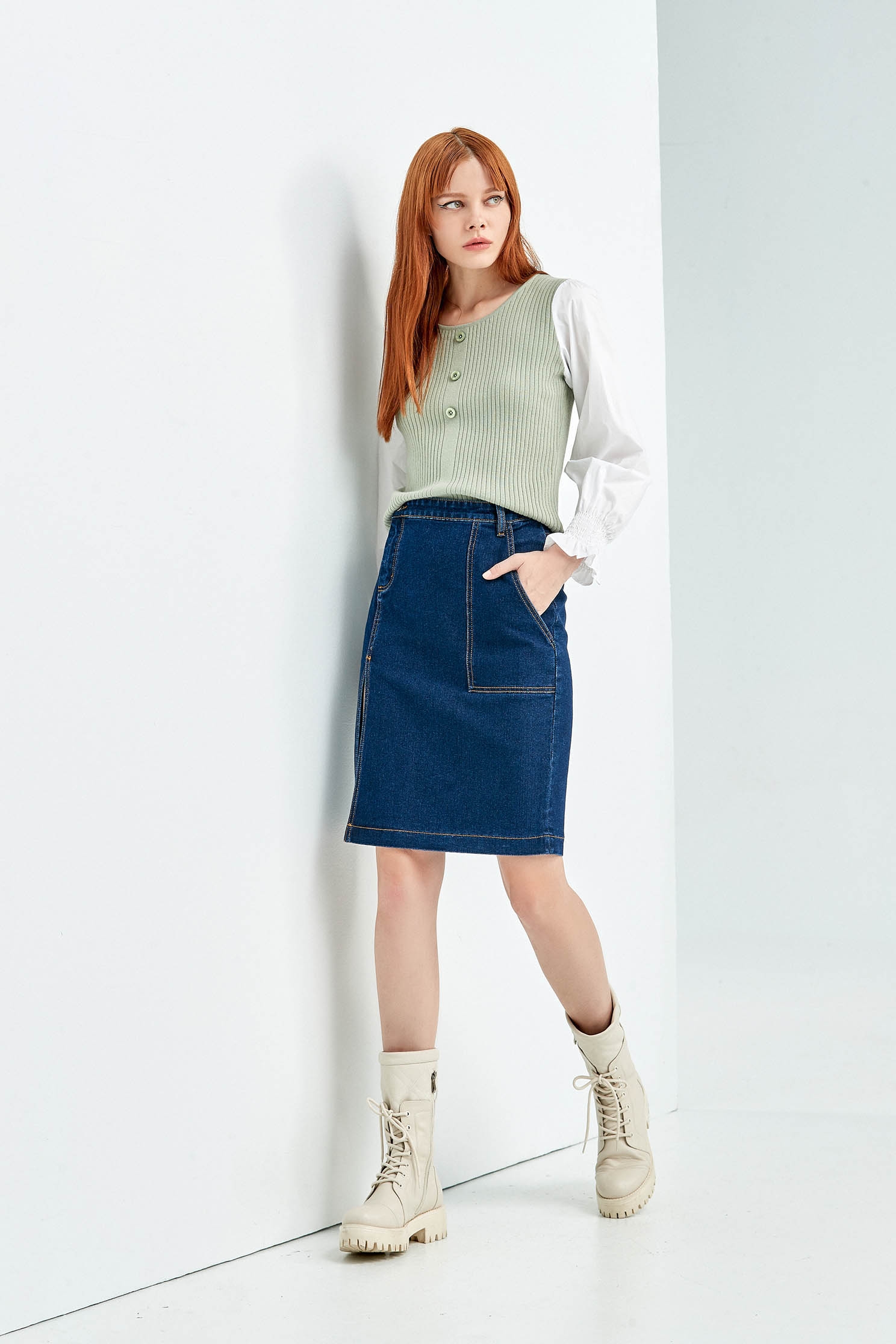 Green Knit Top With Contrast SleevesTop contrast with different material,Tops,Stripe,Season (AW) Look,Blouses