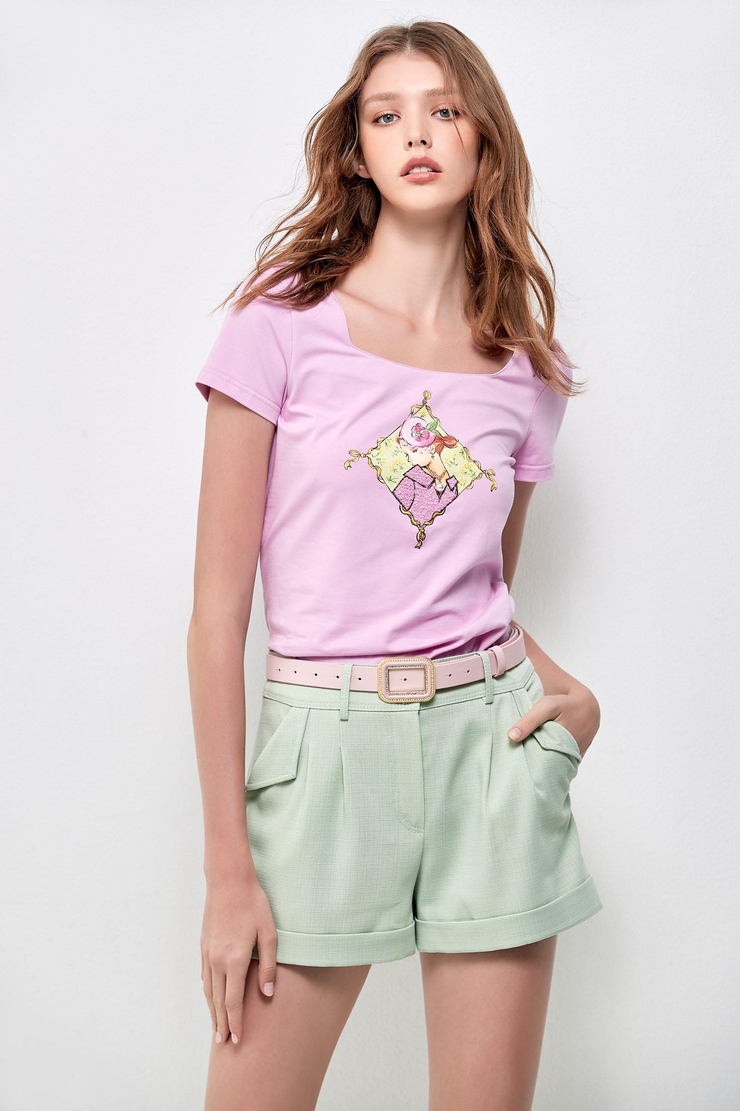 Lady Graphic Print Pink TeeLady Graphic Print Pink Tee,T-shirts,T-shirts,Tops,Embroidered,Season (AW) Look,Embroidered tops