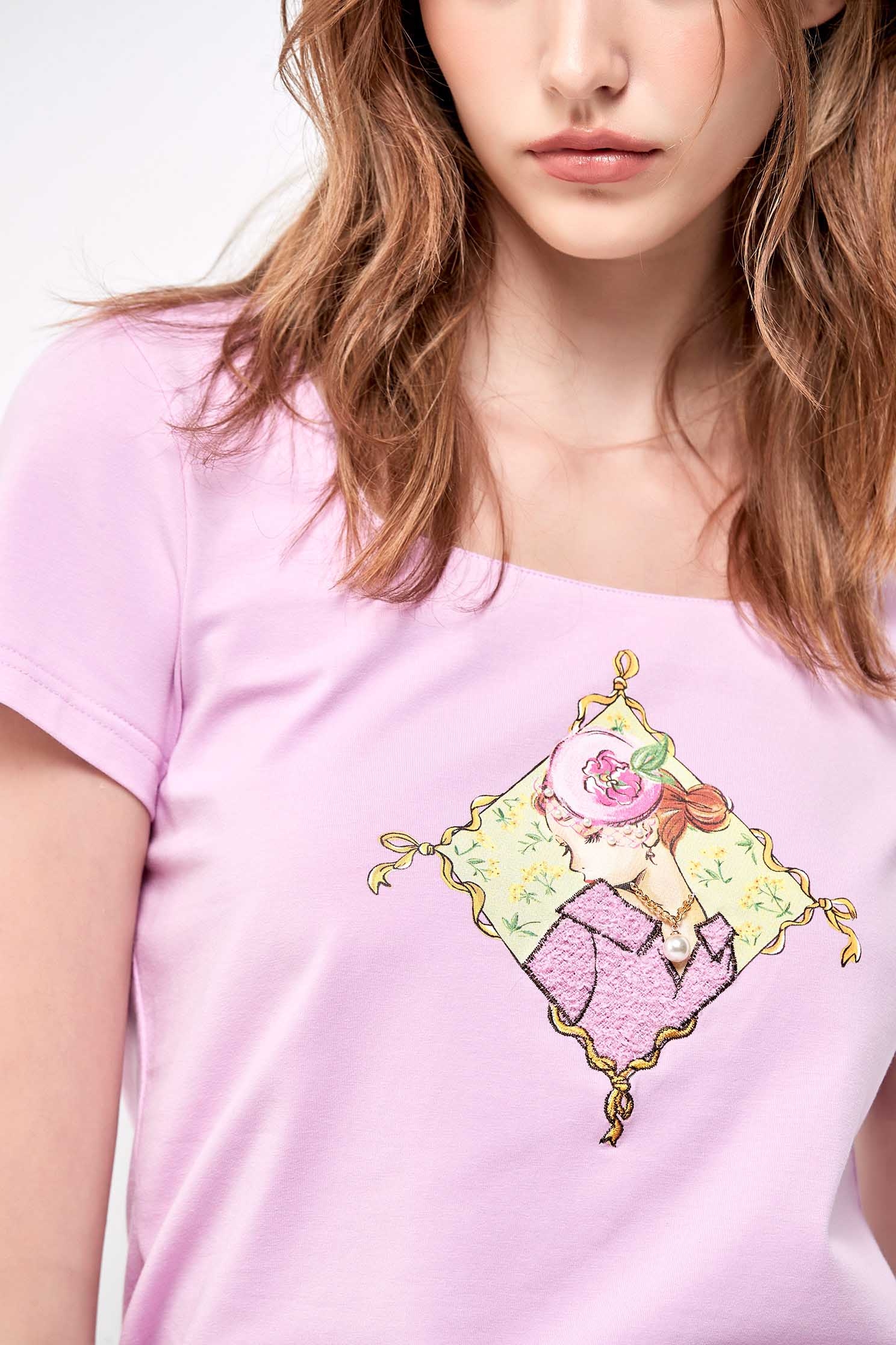 Lady Graphic Print Pink TeeLady Graphic Print Pink Tee,T-shirts,T-shirts,Tops,Embroidered,Season (AW) Look,Embroidered tops