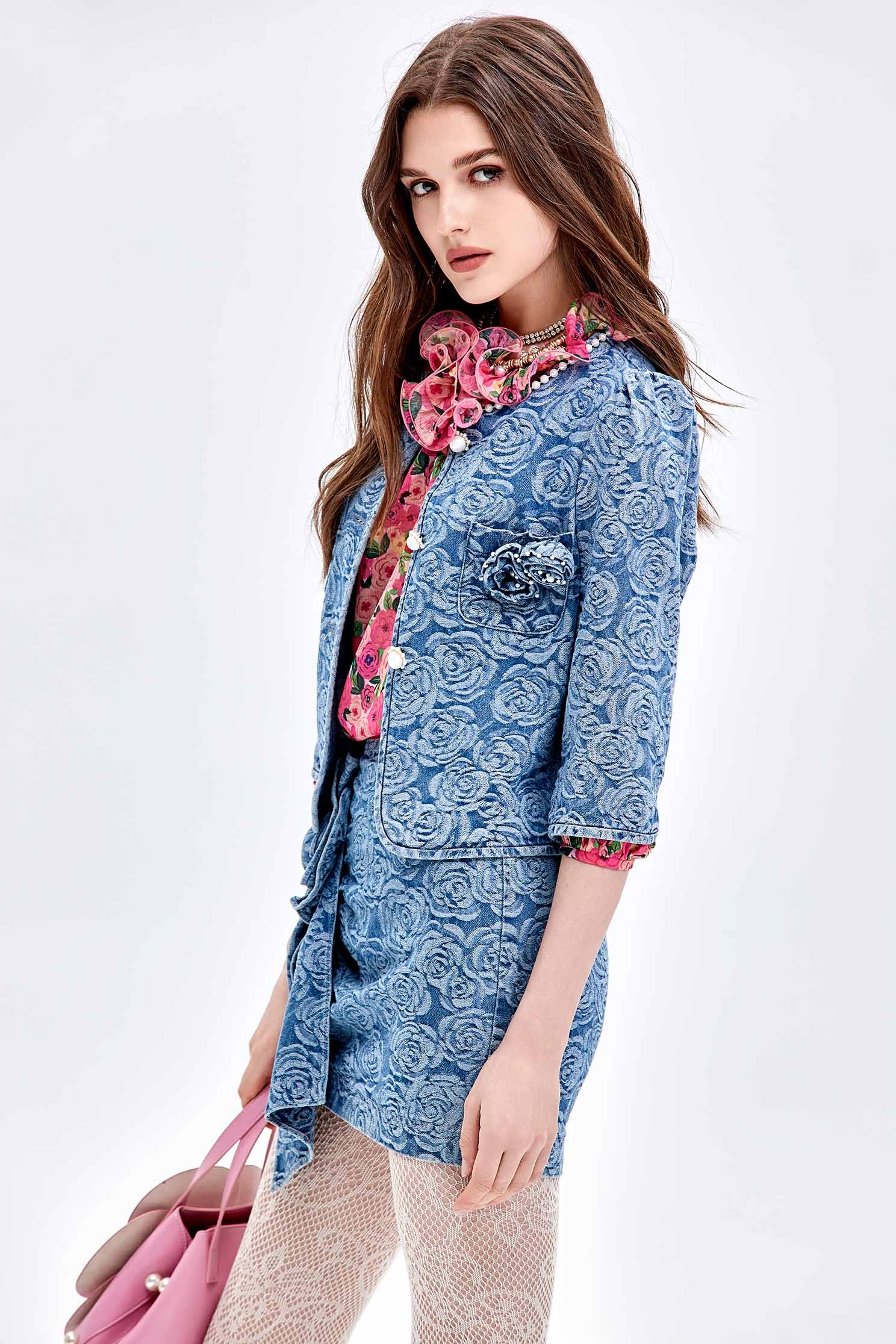 Button Front Rose Print Denim JacketButton Front Rose Print Denim Jacket,bestselling,Outerwear,Denim,Denim Jackets,pearl,Season (AW) Look