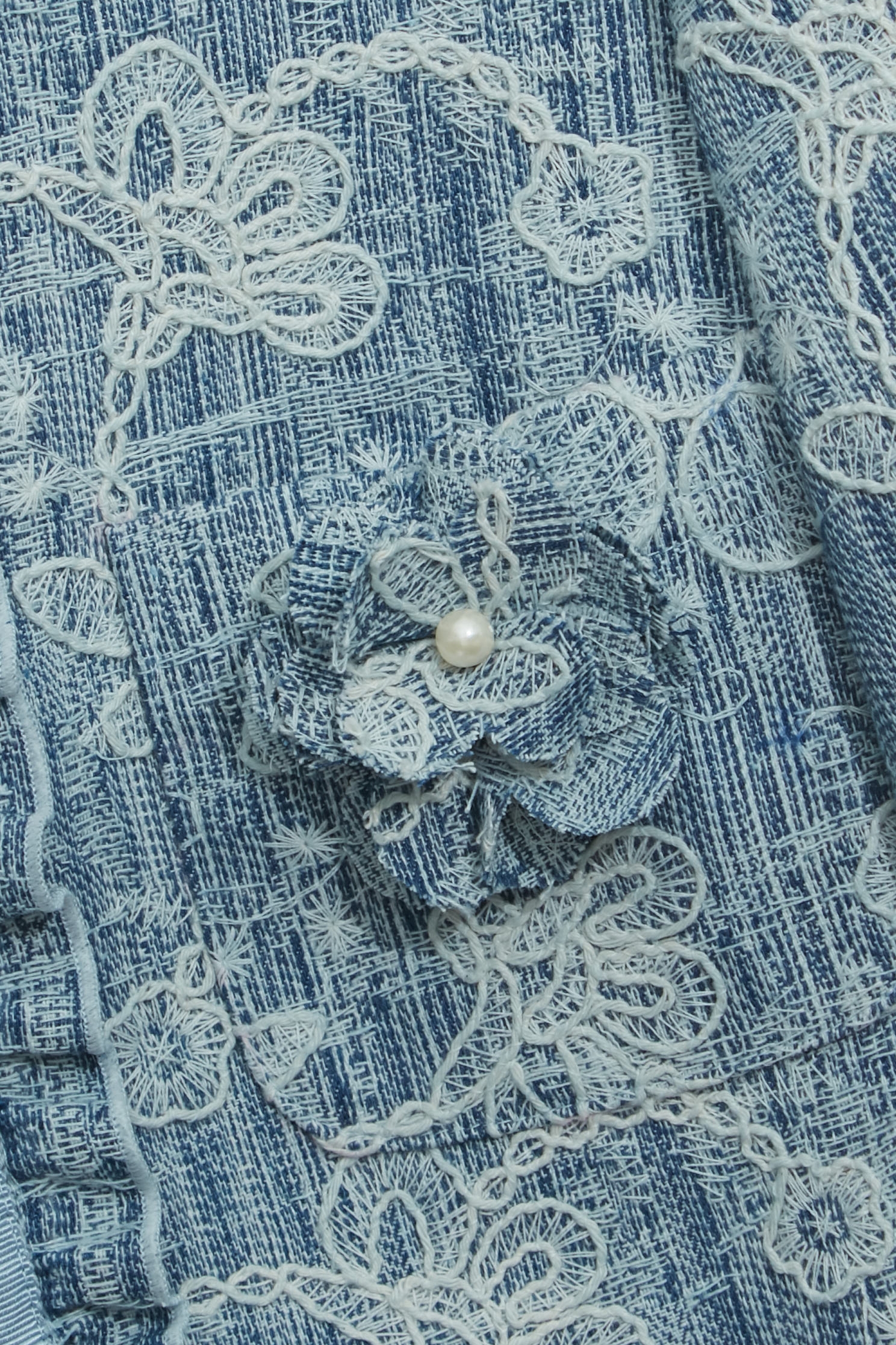 Floral Lace Detail Crop Denim JacketFloral Lace Detail Crop Denim Jacket,Embroidered,Outerwear,Season (SS) Look,Denim Jackets,Lace