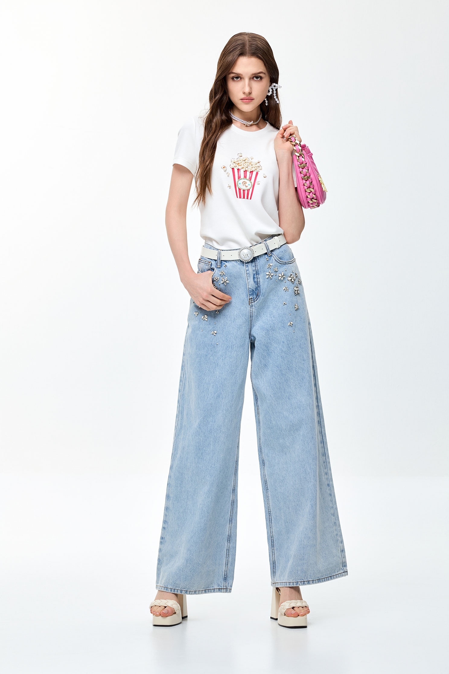 Diamonte Detail Wide Leg JeansDiamonte Detail Wide Leg Jeans,Season (SS) Look,Denim,Denim pants,Wide-leg jeans,Pants