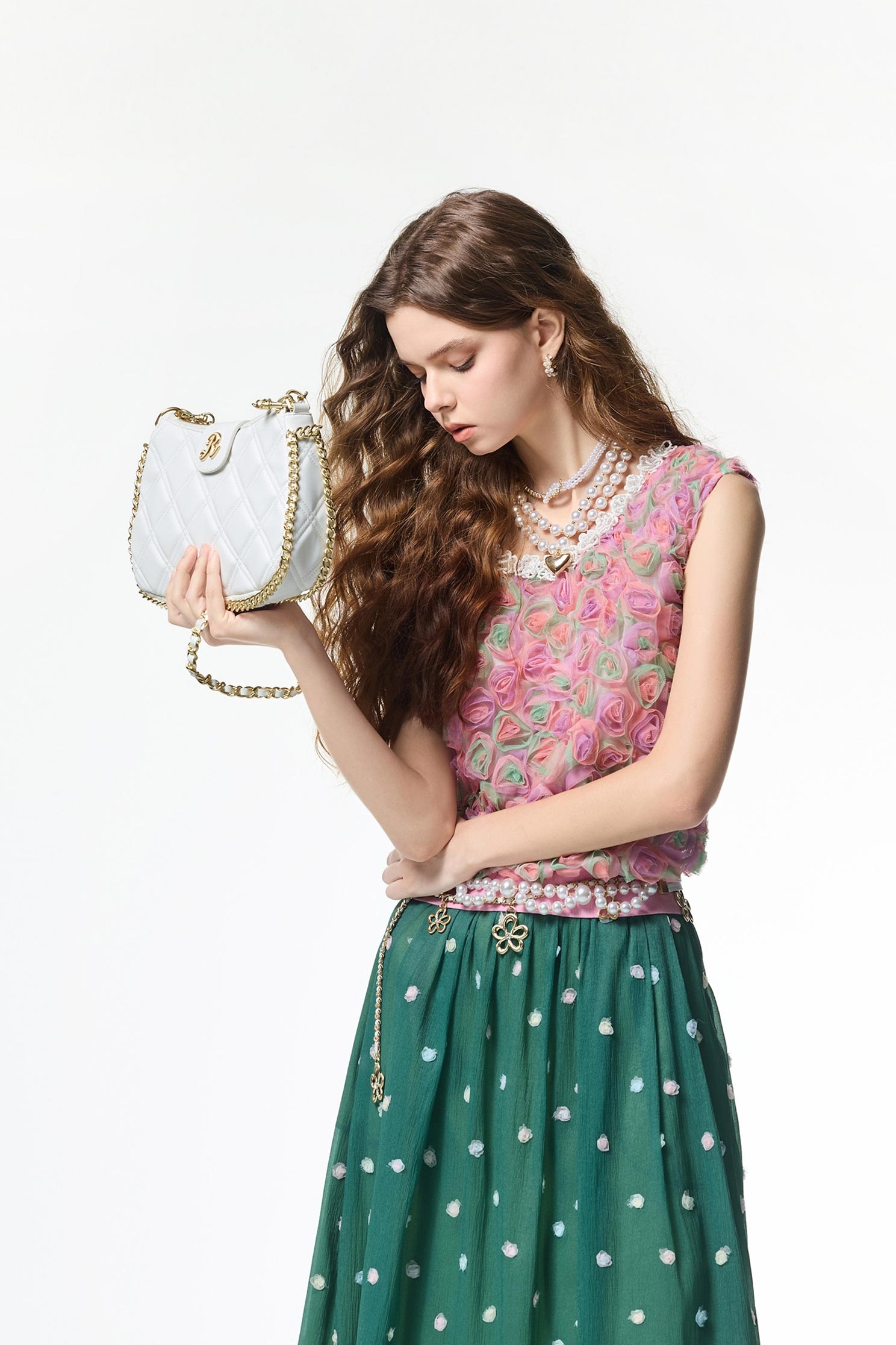 Multi Colour 3-D Rose Detail VestMulti Colour 3-D Rose Detail Vest,sleeveless tops,Tops,bestselling,Embroidered,sleeveless tops,pearl,Season (AW) Look,Valentine,sleeveless tops,blossoms