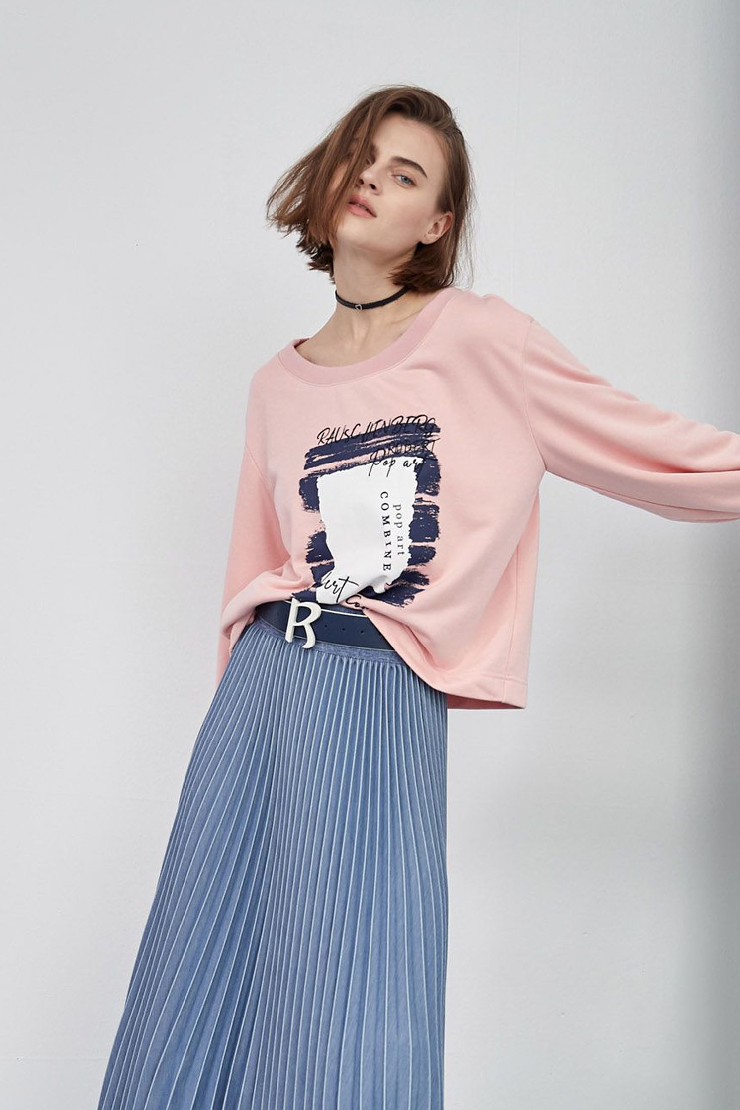 Oversize Graphic Print SweatshirtRibbed small puff sleeve T-shirt,T-shirts,T-shirts,Rayon,Season (AW) Look,Pink,Embroidered,comfotism