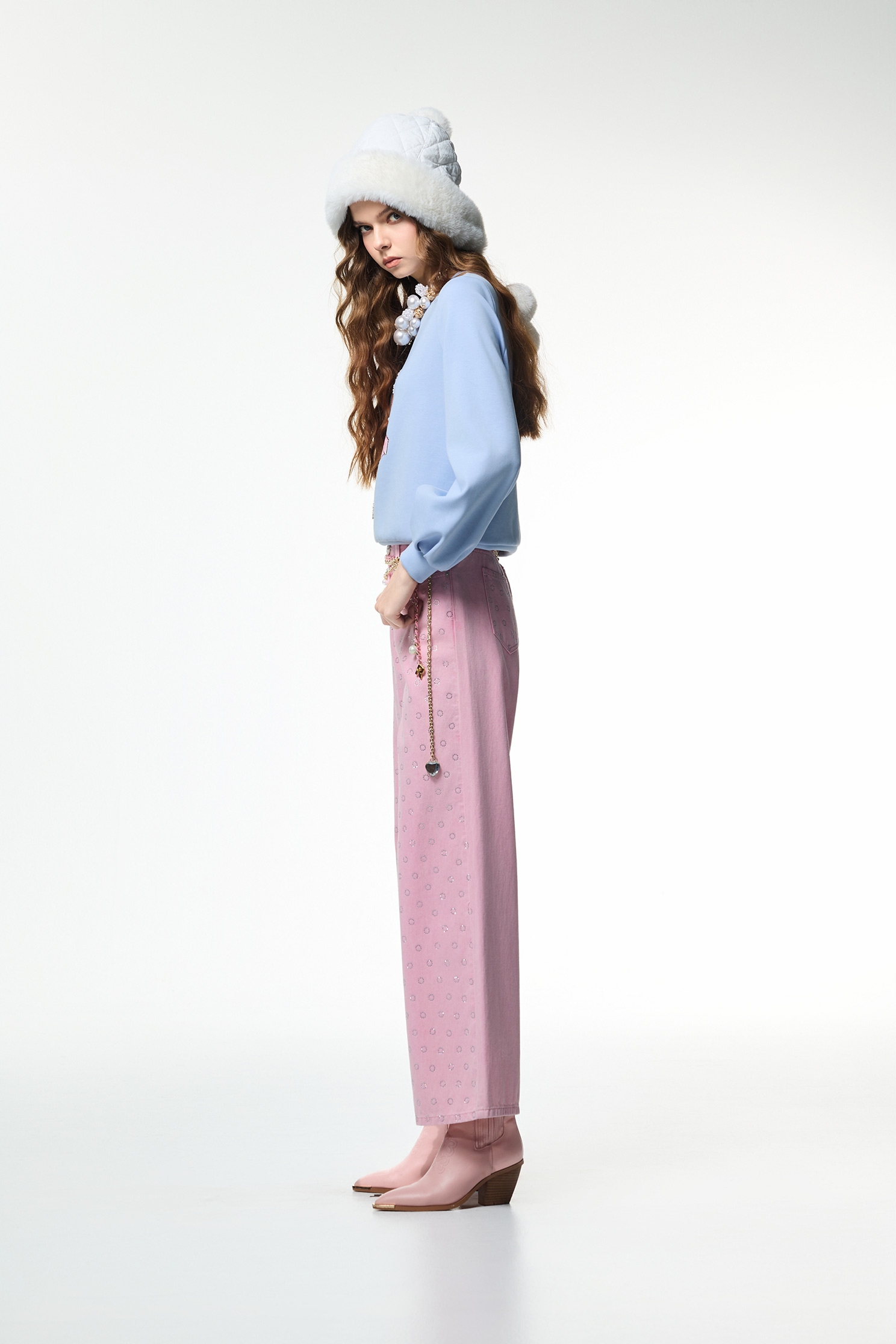 Figure Graphic Long Sleeve TopFigure Graphic Long Sleeve Top,Tops,pearl,Season (AW) Look