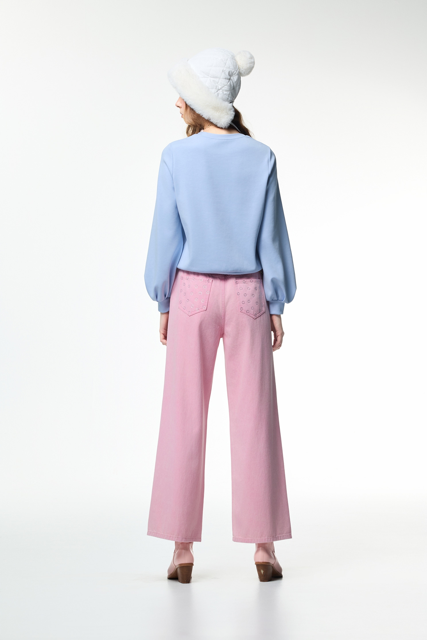 Figure Graphic Long Sleeve TopFigure Graphic Long Sleeve Top,Tops,pearl,Season (AW) Look
