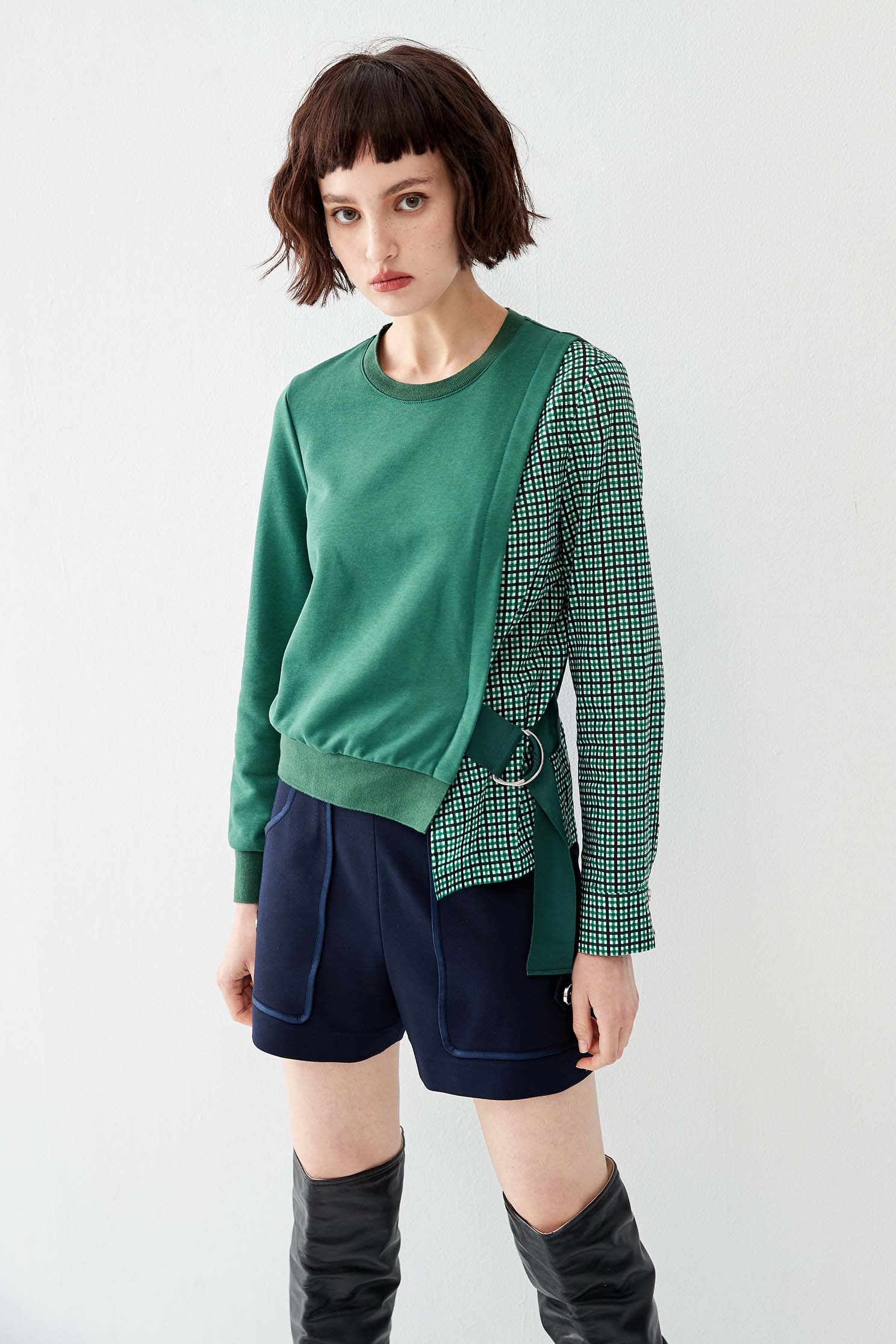 Asymmetric Sweatshirt With Checkered Contrast TopContrast sweatshirt,Tops,Plaid,Season (AW) Look,Sweaters