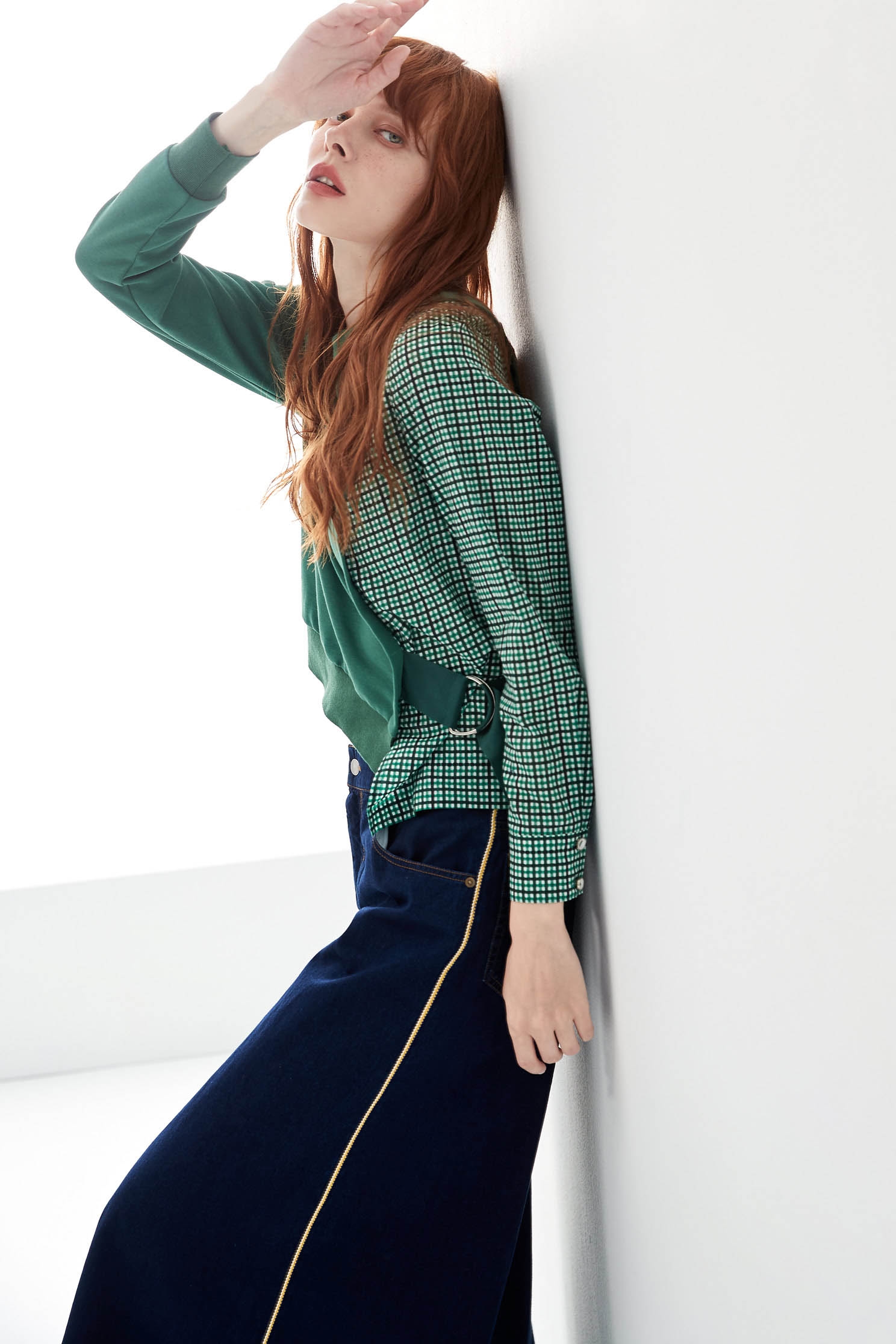 Asymmetric Sweatshirt With Checkered Contrast TopContrast sweatshirt,Tops,Plaid,Season (AW) Look,Sweaters