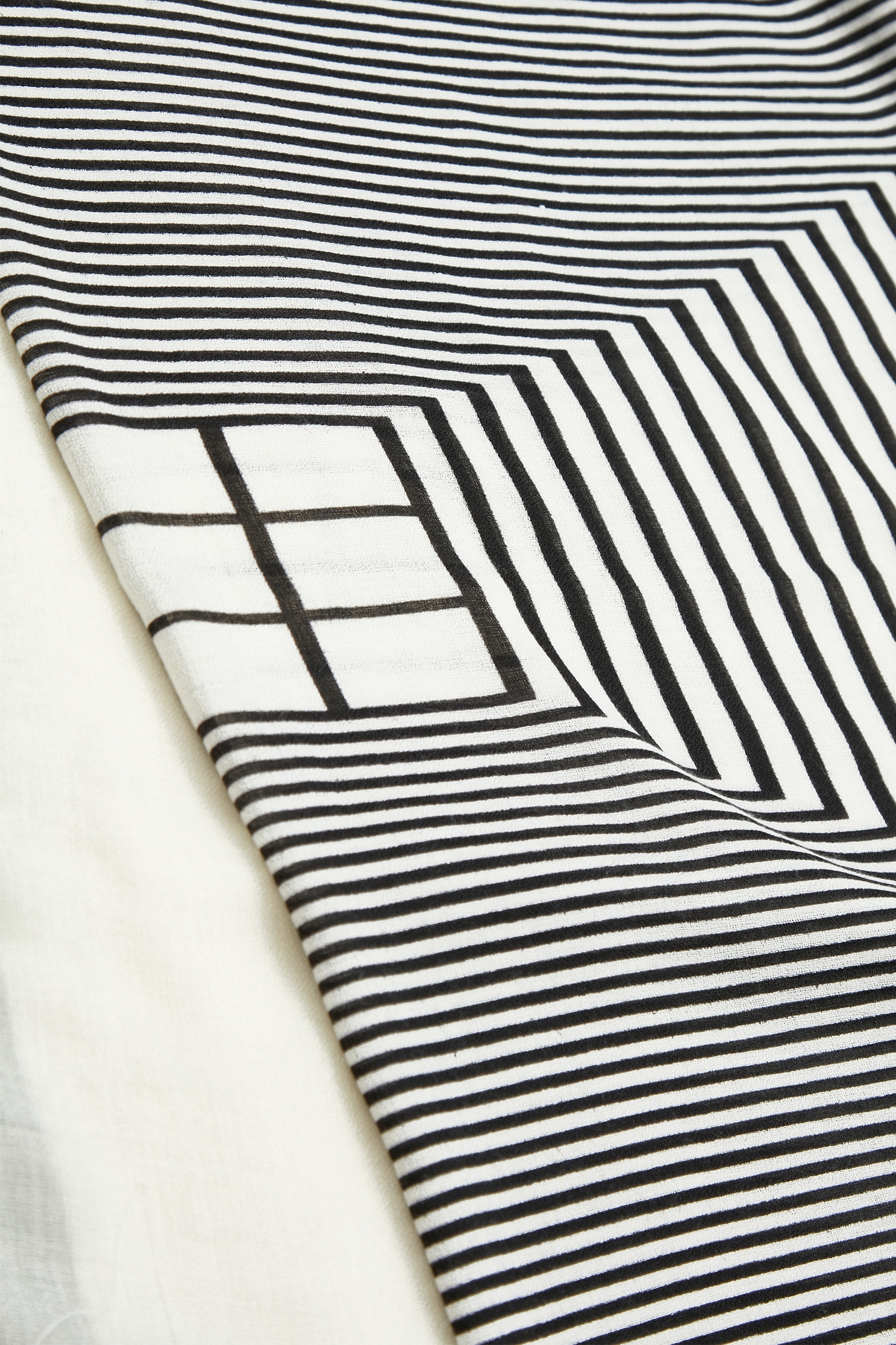 Asymmetric Stripe Classic ScarfFashionable Geometric Line Thin Scarf,Scarves,Season (AW) Look