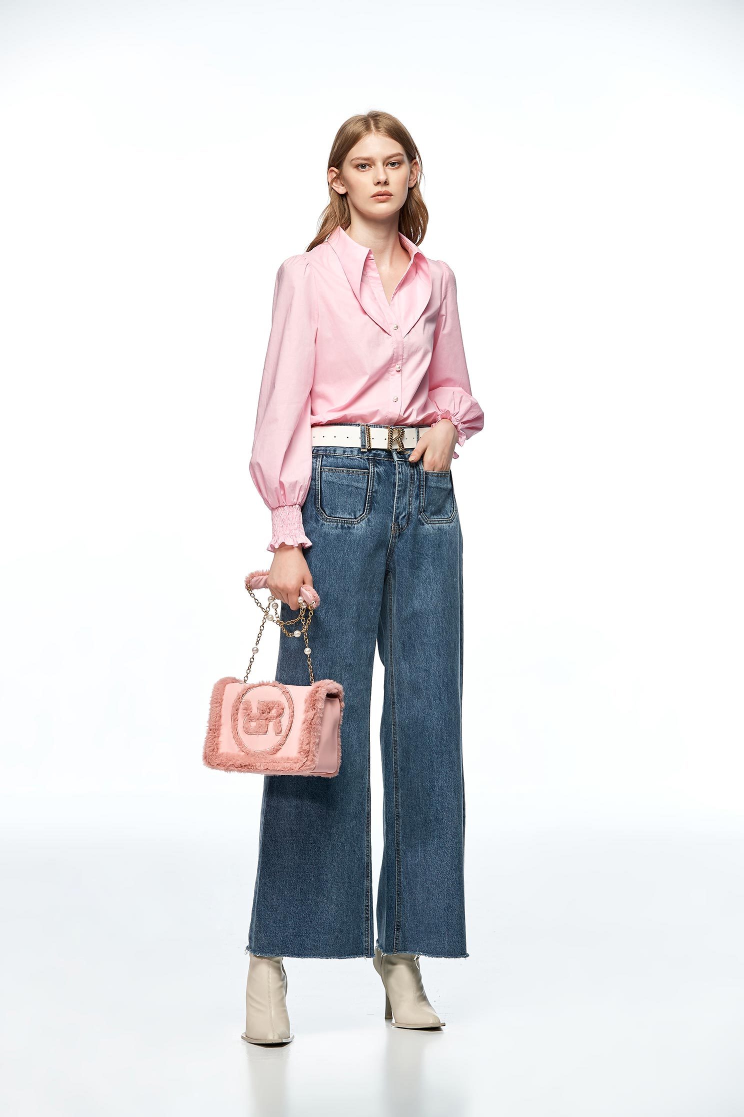 Twin 'R' Logo Pink Leather Shoulder BagStylish wool crossbody bag,Crossbody bags,pearl,Leather,Season (AW) Look,Shoulder bags