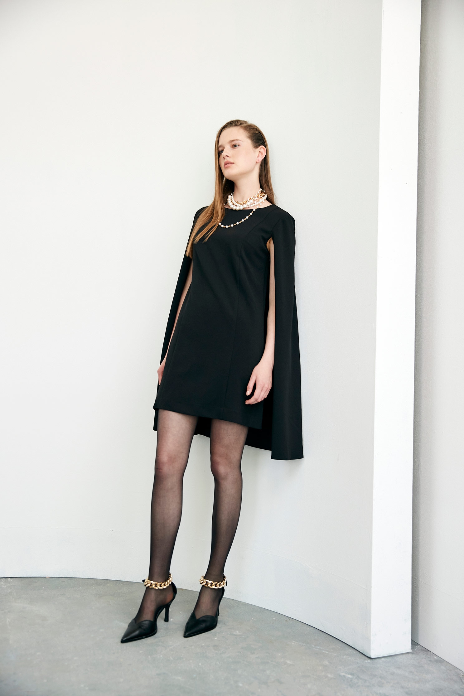 Black Shift Cape DressBlack Shift Cape Dress,cocktaildresses,Evening dresses,Season (AW) Look