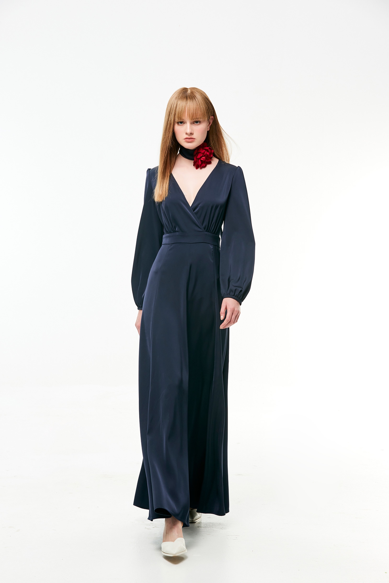 Long Sleeve Surplice Neckline Satin Evening DressLong Sleeve Surplice Neckline Satin Evening Dress,cocktaildresses,Evening dresses,Season (AW) Look