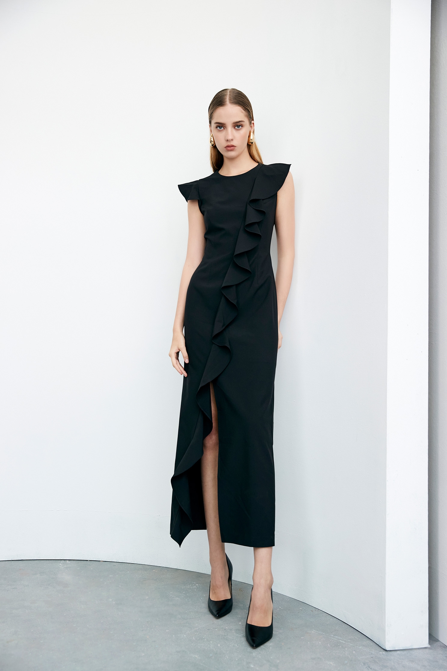 Ruffle Detail Side Slit DressRuffle Detail Side Slit Dress,cocktaildresses,Evening dresses,Season (AW) Look