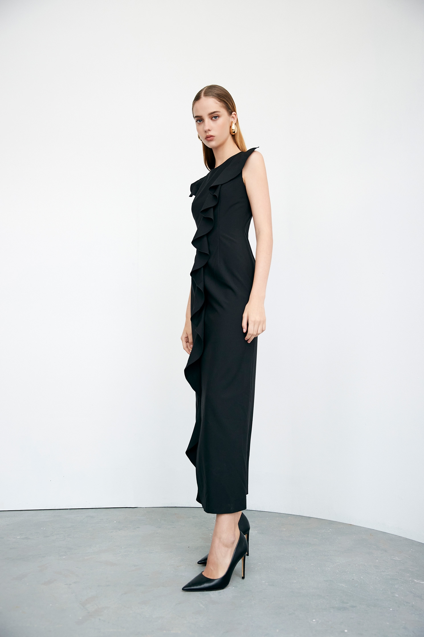 Ruffle Detail Side Slit DressRuffle Detail Side Slit Dress,cocktaildresses,Evening dresses,Season (AW) Look