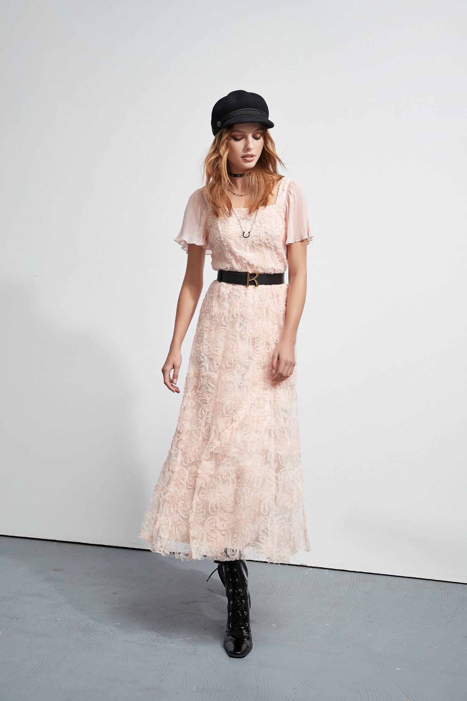 Full Lace Maxi DressLong lace dress,Dresses,cocktaildresses,mothergift,Short sleeve dresses,Evening dresses,Season (AW) Look,Pink,Valentine,Lace,Lace dresses,dresses