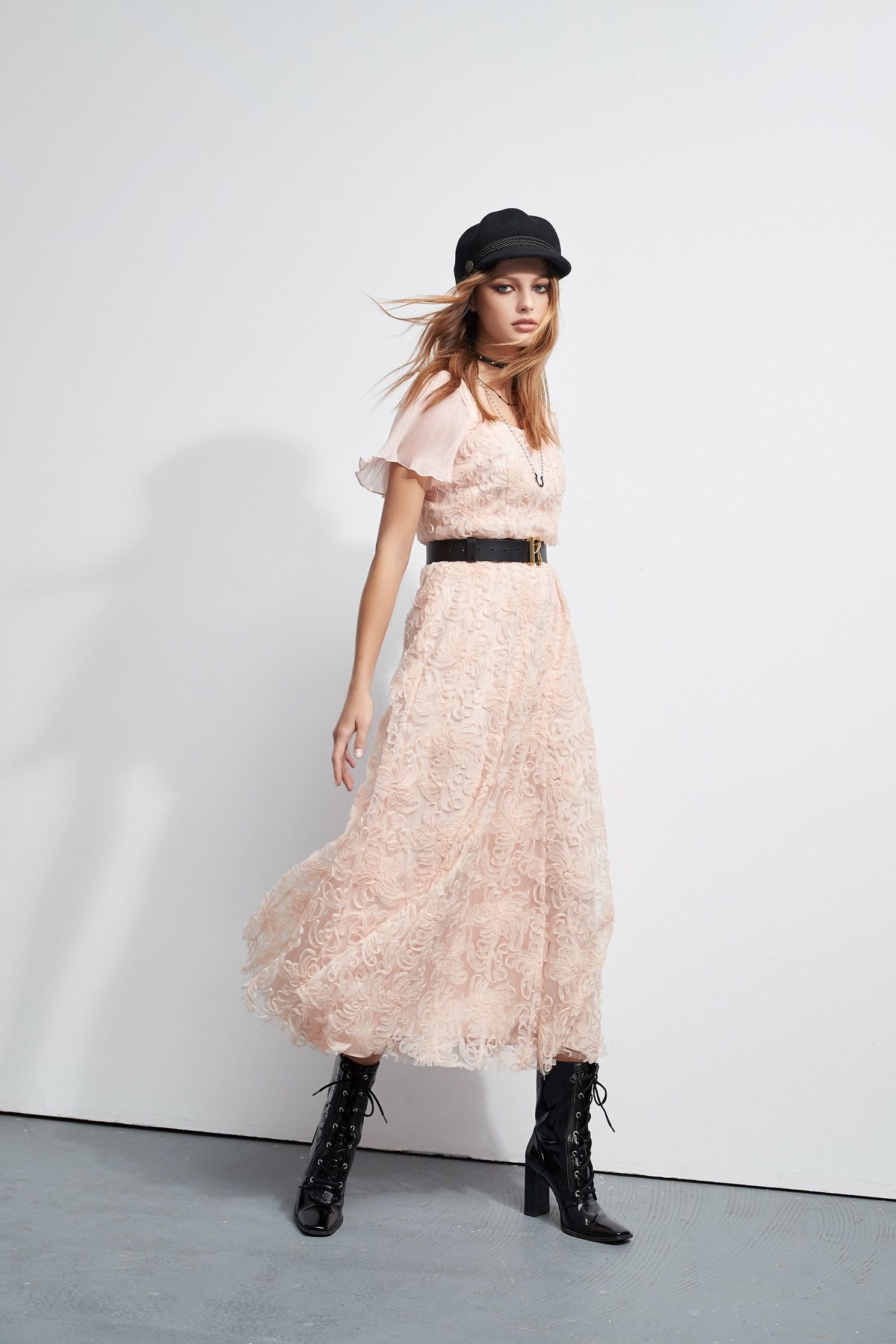 Full Lace Maxi DressLong lace dress,Dresses,cocktaildresses,mothergift,Short sleeve dresses,Evening dresses,Season (AW) Look,Pink,Valentine,Lace,Lace dresses,dresses