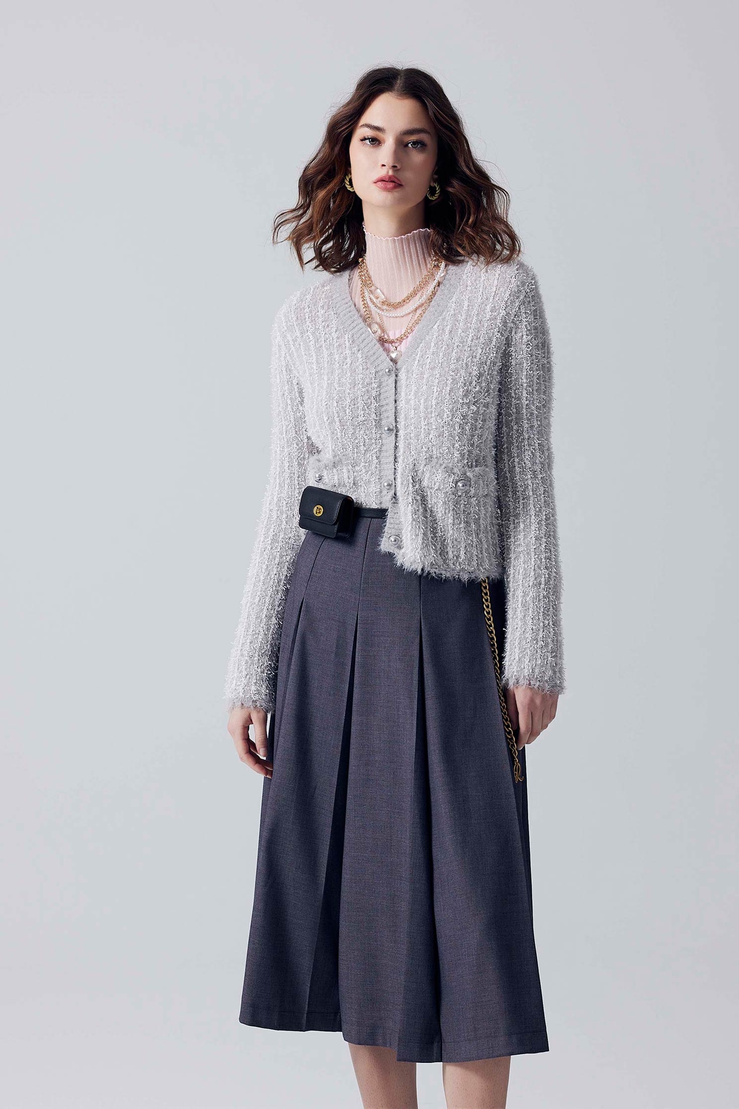 V-neck Light Grey Knit CardiganV-neck Light Grey Knit Cardigan,Outerwear,Season (AW) Look,Knitted,Knitted coats