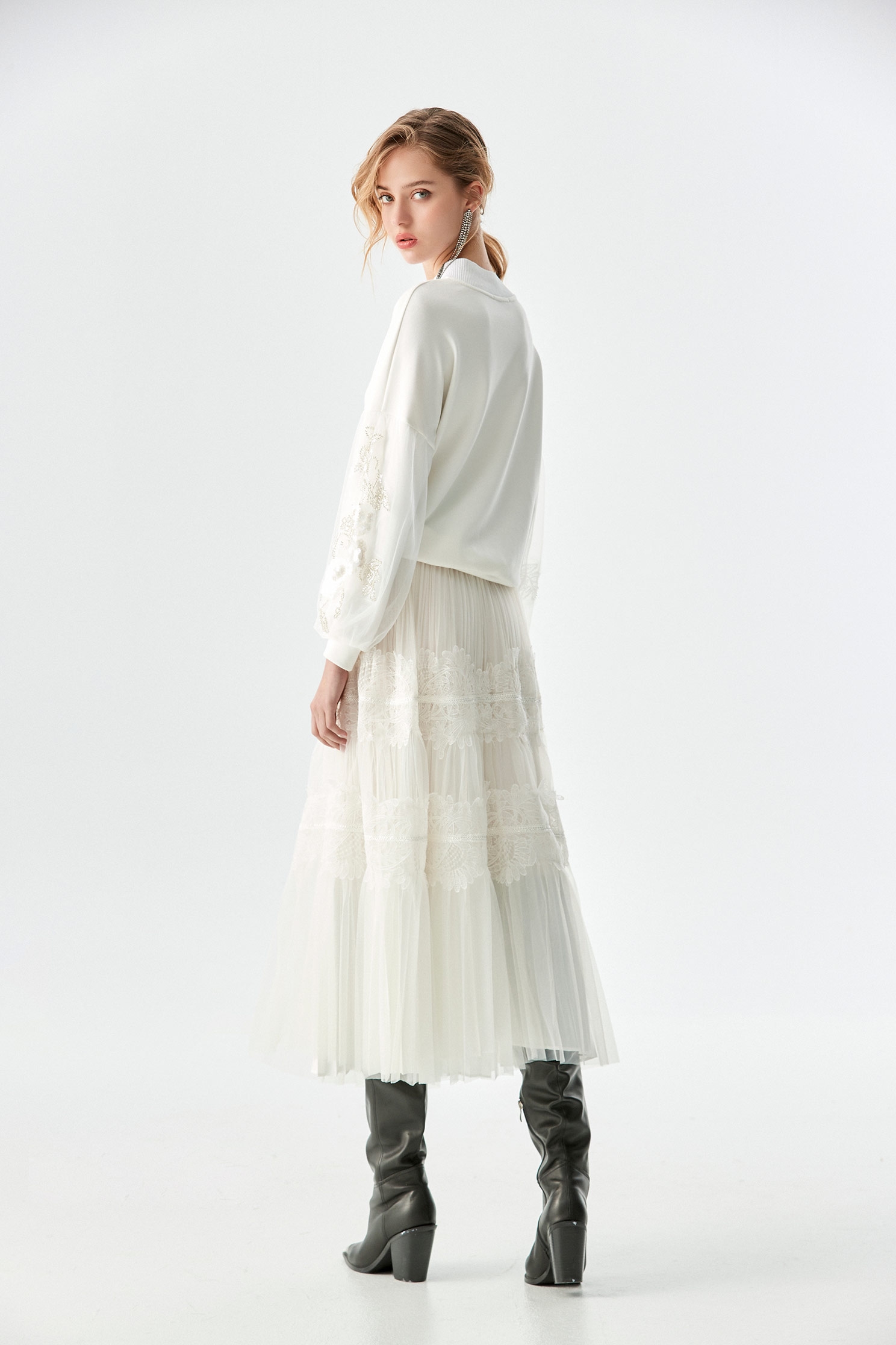 Pleated Skirt With Lace DetailPleated Skirt With Lace Detail,Season (AW) Look,Lace,Midi skirts