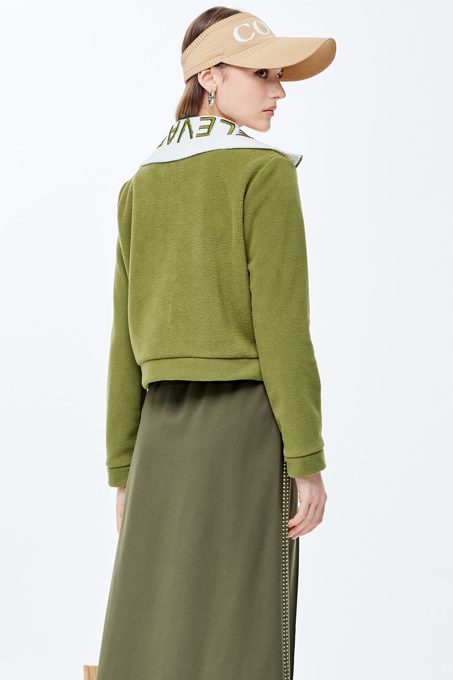 Hetian jade color warm jacketHetian jade color warm jacket,Jackets,Embroidered,Outerwear,Season (AW) Look,Knitted,Long sleeve outerwear