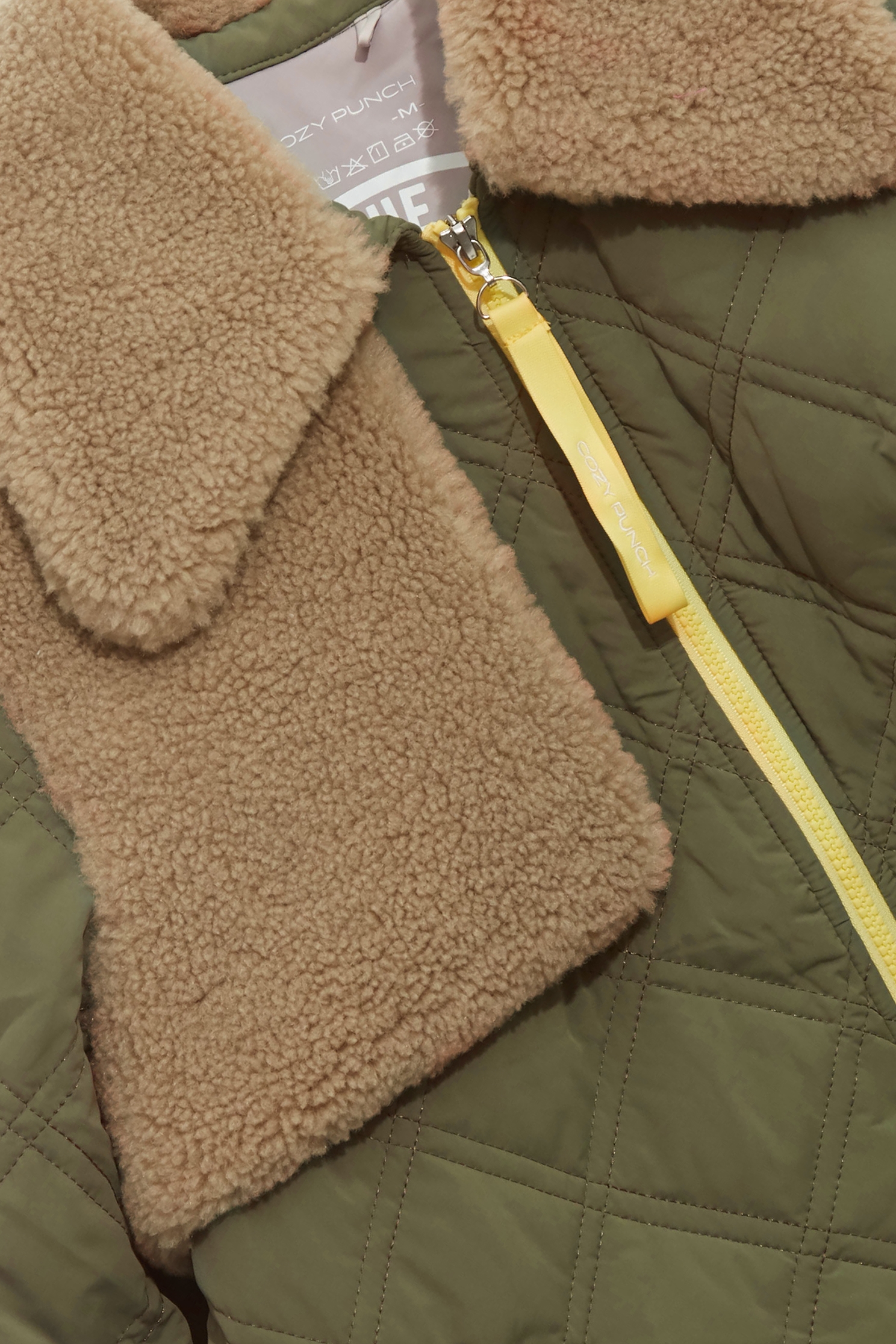Wild green quilted warm jacketWild green quilted warm jacket,Jackets,Outerwear,Season (AW) Look,longcoats