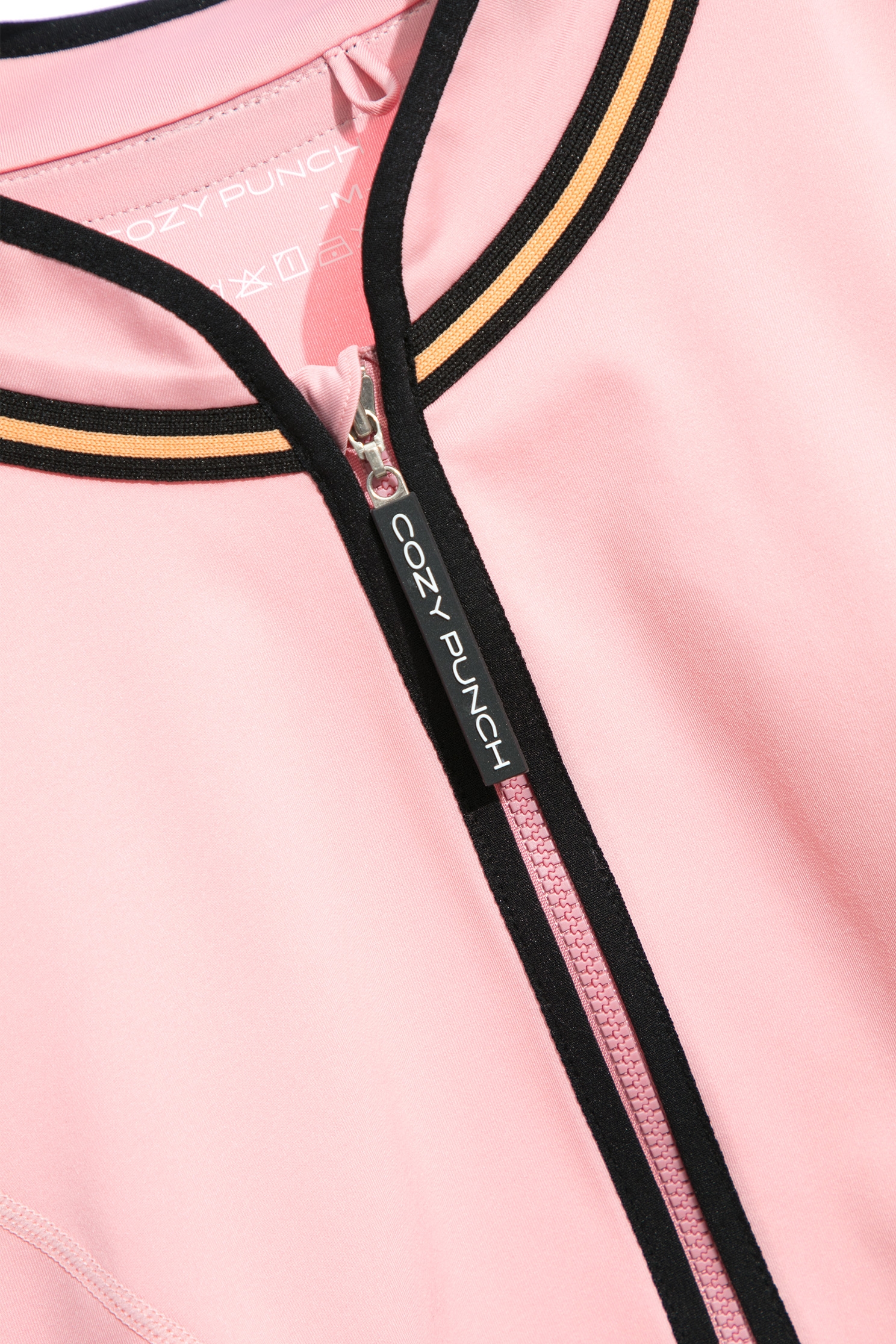 Fitted Jacket With Contrast Trim DetailJacket with color-trimmed collar,Outerwear,Season (AW) Look