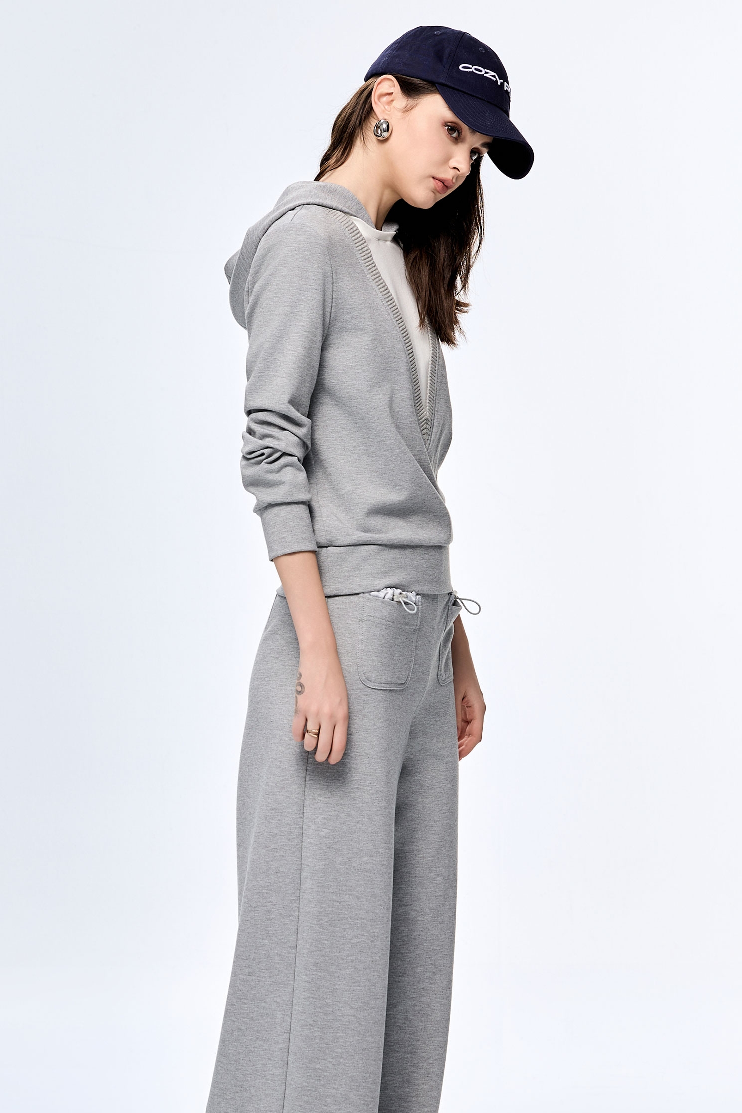 Light Gray Casual Wide-Leg PantsLight Gray Casual Wide-Leg Pants,COZY PUNCH,Culottes,Season (AW) Look,Culottes
