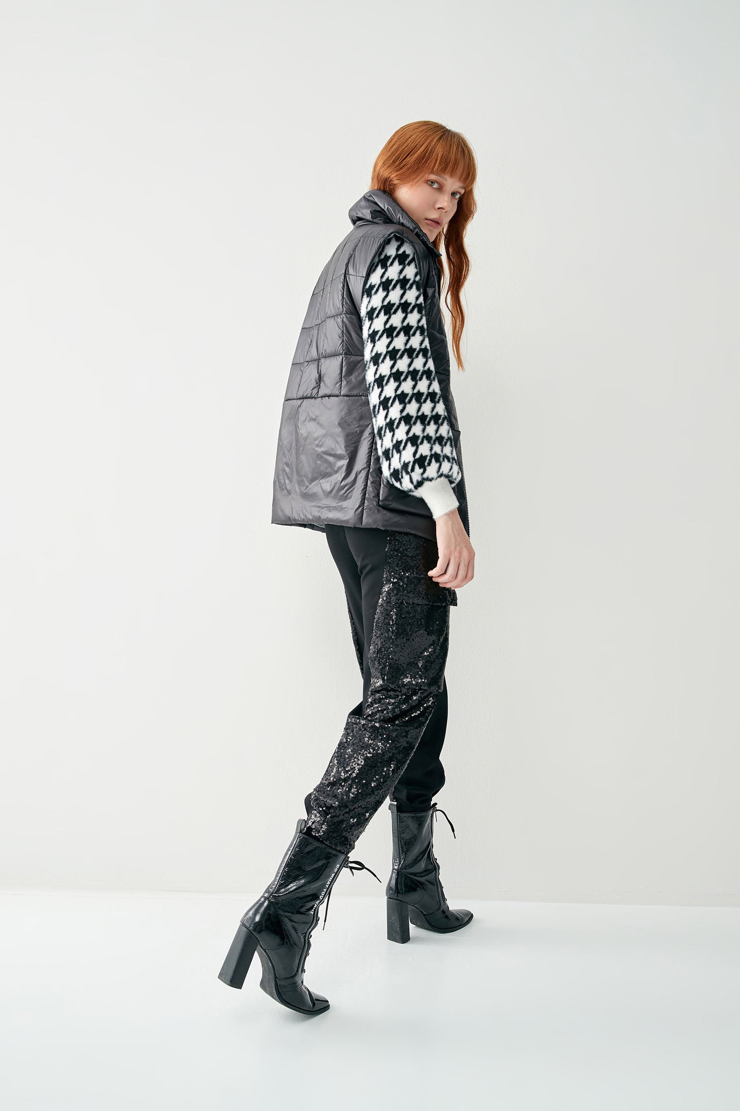 Cloud Quilted Checked Thermal VestCloud quilted checked thermal vest,sleeveless tops,Outerwear,Plaid,Season (AW) Look,sleeveless tops,Lucky Red,cloudcollection