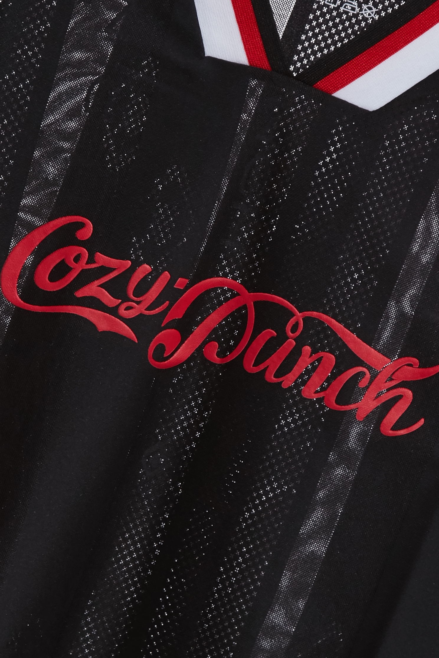 Jacquard Mesh T-shirtJacquard Mesh T-shirt,T-shirts,V-Neck T shirts,Tops,Season (SS) Look,Mesh fabric
