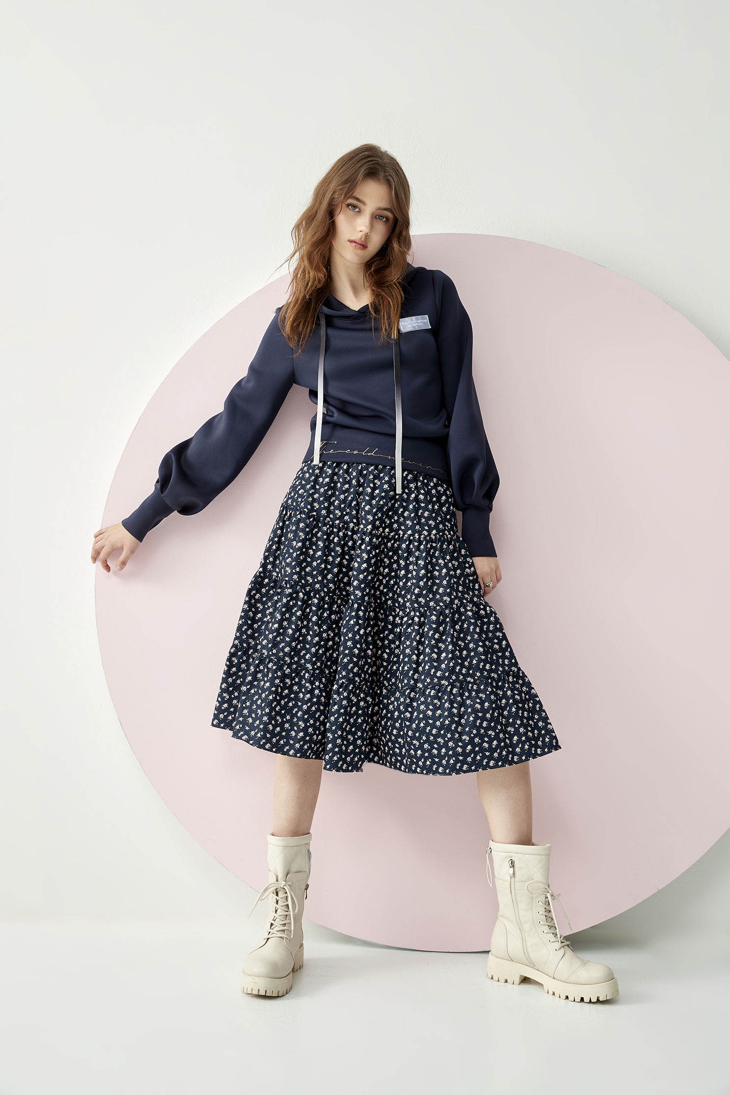 Cloud  Thermal Top With Hooded DesignCLO  thermal top with string embroidery,Tops,Embroidered,Hoodie tops,Season (AW) Look,Athleisure,cloudcollection