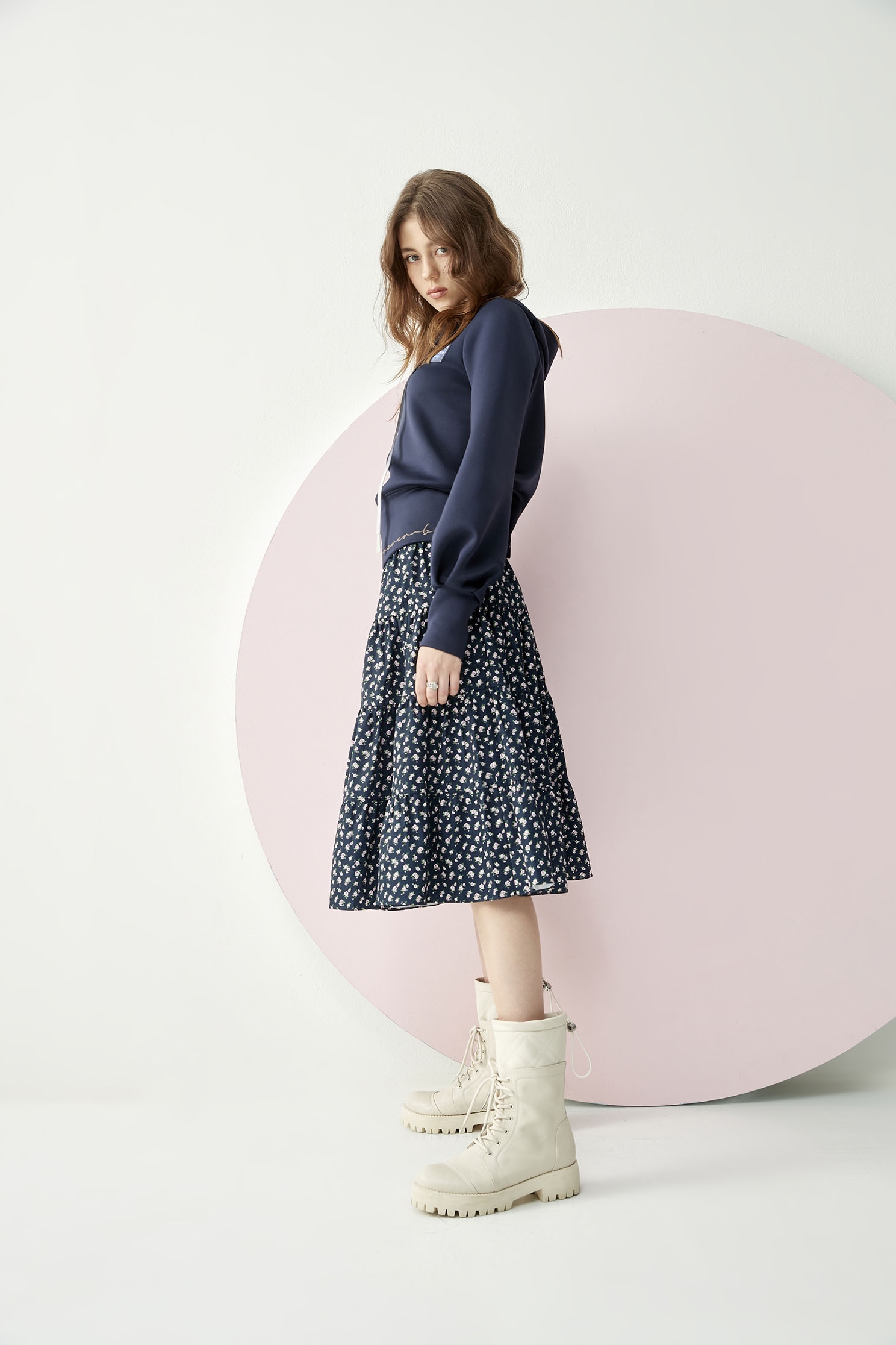 Cloud  Thermal Top With Hooded DesignCLO  thermal top with string embroidery,Tops,Embroidered,Hoodie tops,Season (AW) Look,Athleisure,cloudcollection