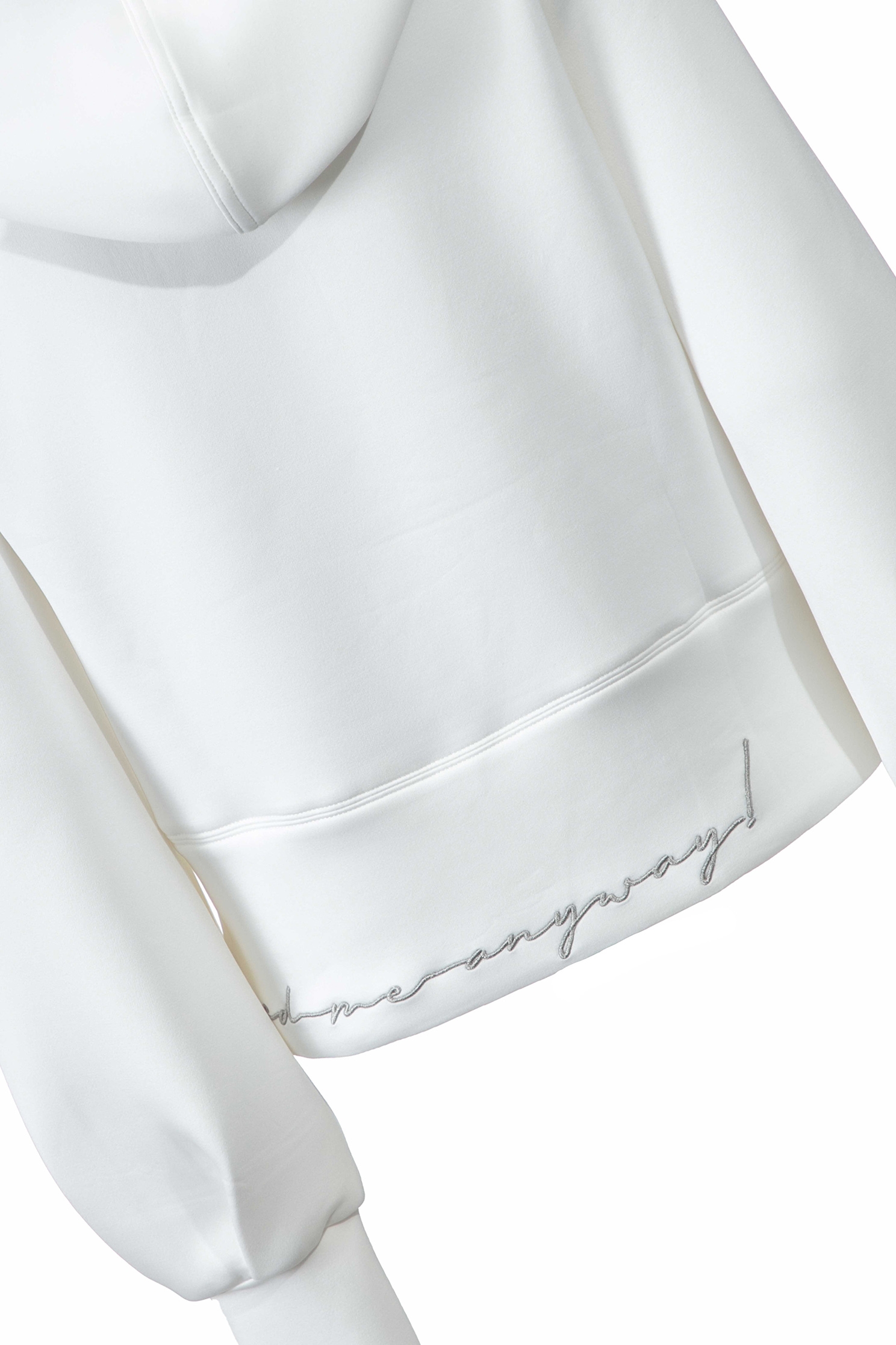 Cloud  Thermal Top With Hooded DesignCLO  thermal top with string embroidery,Tops,Embroidered,Hoodie tops,Season (AW) Look,Athleisure,cloudcollection