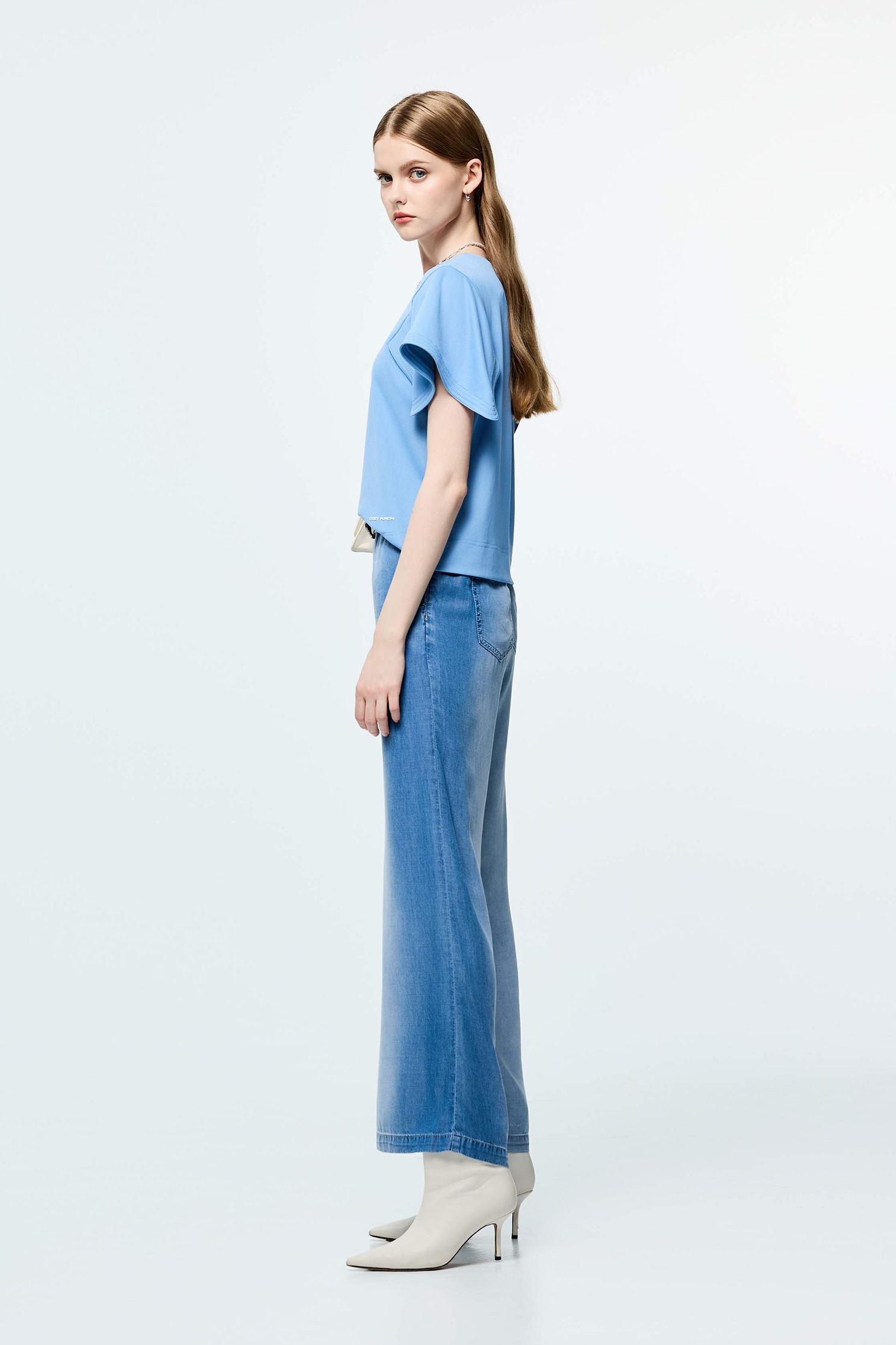 High Performance Collagen Sleeve Detail TopBluish Green Lake Color Collagen Sleeve Detail Top,Tops,Season (SS) Look