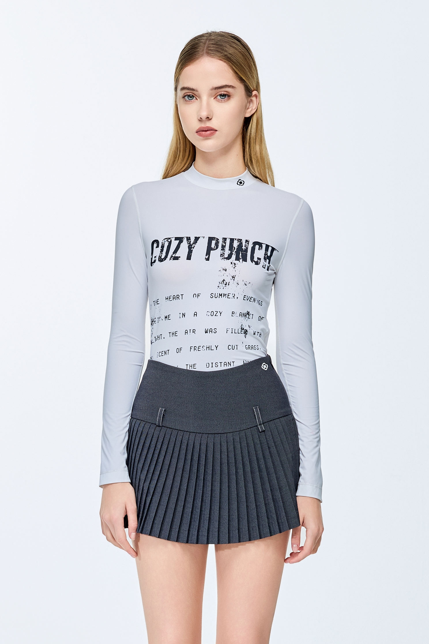 Distressed print style sunscreen topDistressed print style sunscreen top,T-shirts,Tops,Under shirts,Season (SS) Look