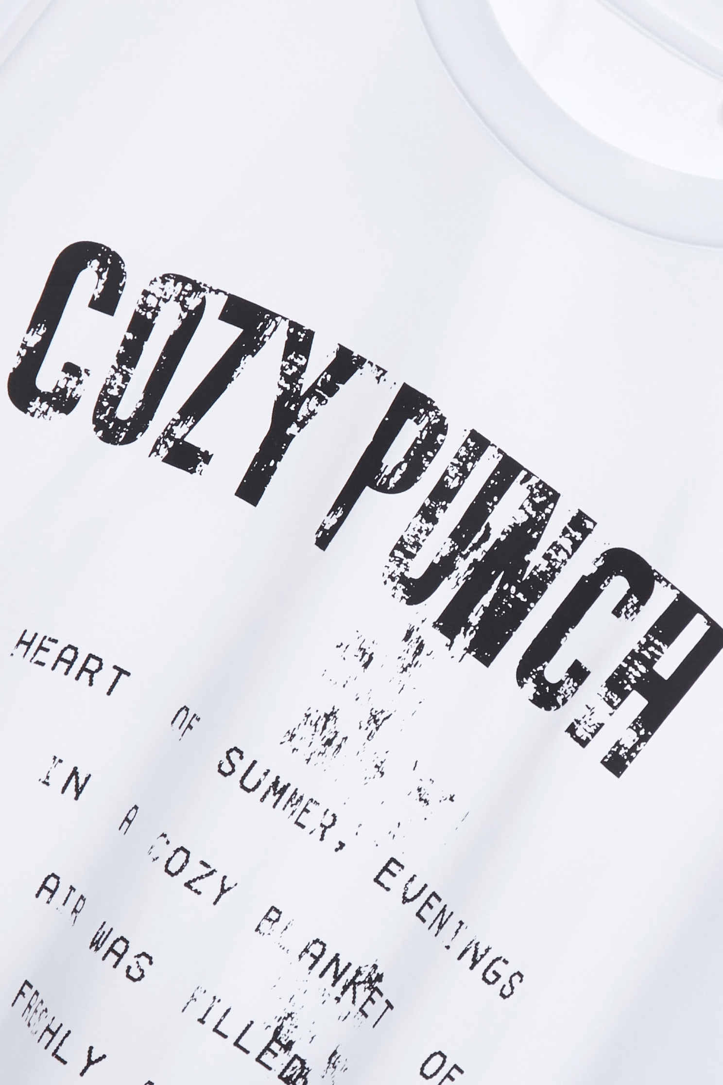 Distressed print style T-shirtDistressed print style T-shirt,T-shirts,T-shirts,Tops,Season (SS) Look,Cotton