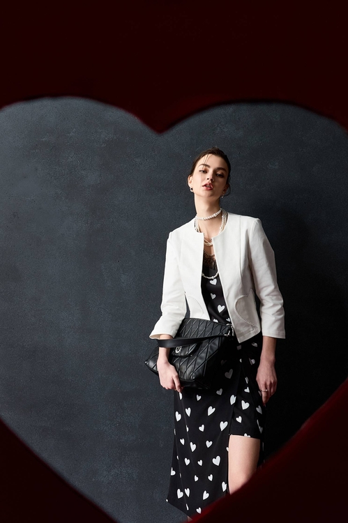 Heart Embroidery Detail Crop Jacket,,Heart Embroidery Detail Crop Jacket,Jackets,Outerwear,Season (SS) Look,Trench coats,Jackets,Outerwear,Season (SS) Look,White outerwear,Embroidered