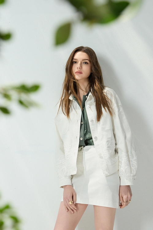 Lace Embroidery Denim Jacket,,Lace Embroidery Denim Jacket,Jackets,Outerwear,Season (SS) Look,Jackets,Outerwear,Season (SS) Look,pearl,Blazers,Office Looks,Outerwear,Season (SS) Look,co-ord sets,Embroidered,Blazers,Jackets,Outerwear,Season (SS) Look,co-ord sets,Denim,Denim Jackets,White outerwear,Lace