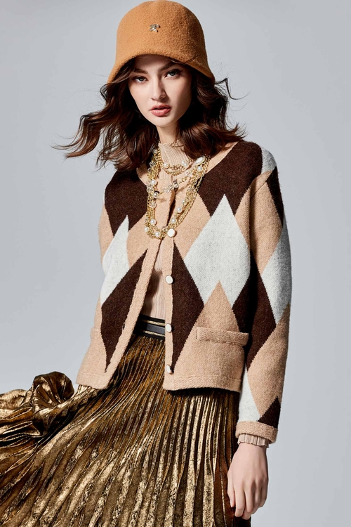 Contrast Diamond Knit Thick Cardigan,Knitted coats