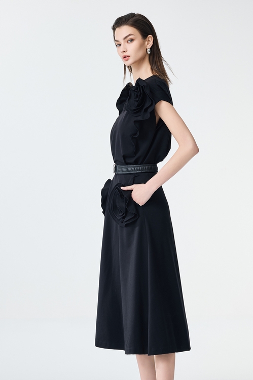 3-D Rose Detail Midi Skirt,Midi skirts