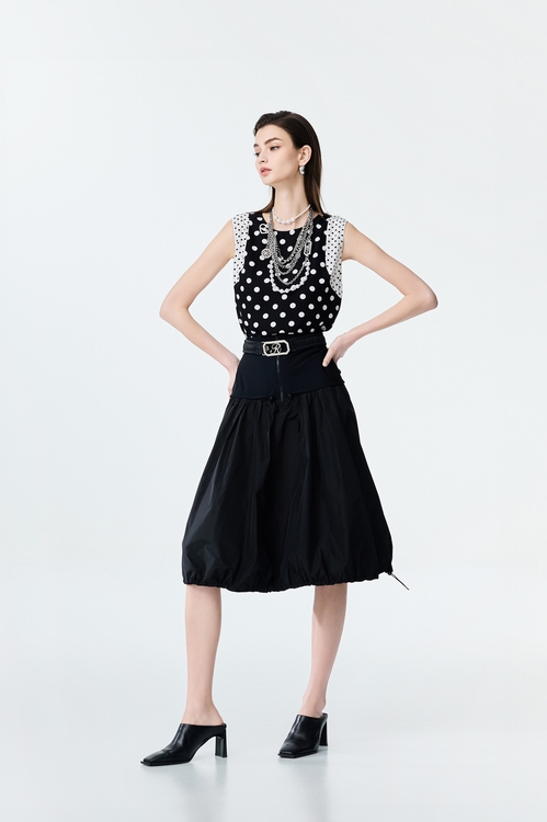 Wide Yoke Drawstring Detail Skirt,,Wide Yoke Drawstring Detail Skirt,Culottes,Season (SS) Look,dotcollection,Culottes,upperclass,Chiffon,Jackets,Outerwear,Season (SS) Look,Embroidered,upperclass,A-Line skirts,Office Looks,Trench coats