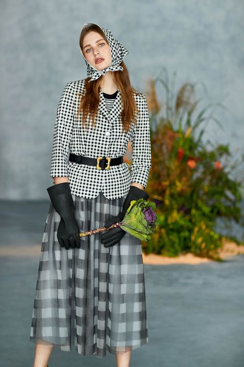 Black White Big Checkered Skirt,iROO LIVE