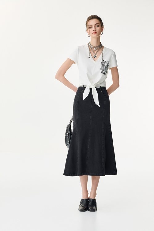 Fishtail Denim Midi Skirt,,Fishtail Denim Midi Skirt,Jackets,Outerwear,Season (SS) Look,co-ord sets,V-neck dresses,Dresses,Season (SS) Look,Maxi dresses,Black dresses,Tops,Season (SS) Look,Embroidered,Dresses,Season (SS) Look,Belts,Maxi dresses,Black dresses,Season (SS) Look,co-ord sets,Mini skirts,Tops,Season (SS) Look,Tops,Season (SS) Look,Embroidered,bows,Knitted