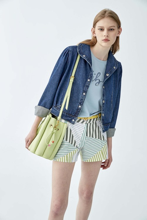 Mismatch Stripe Print Shorts,comfotism